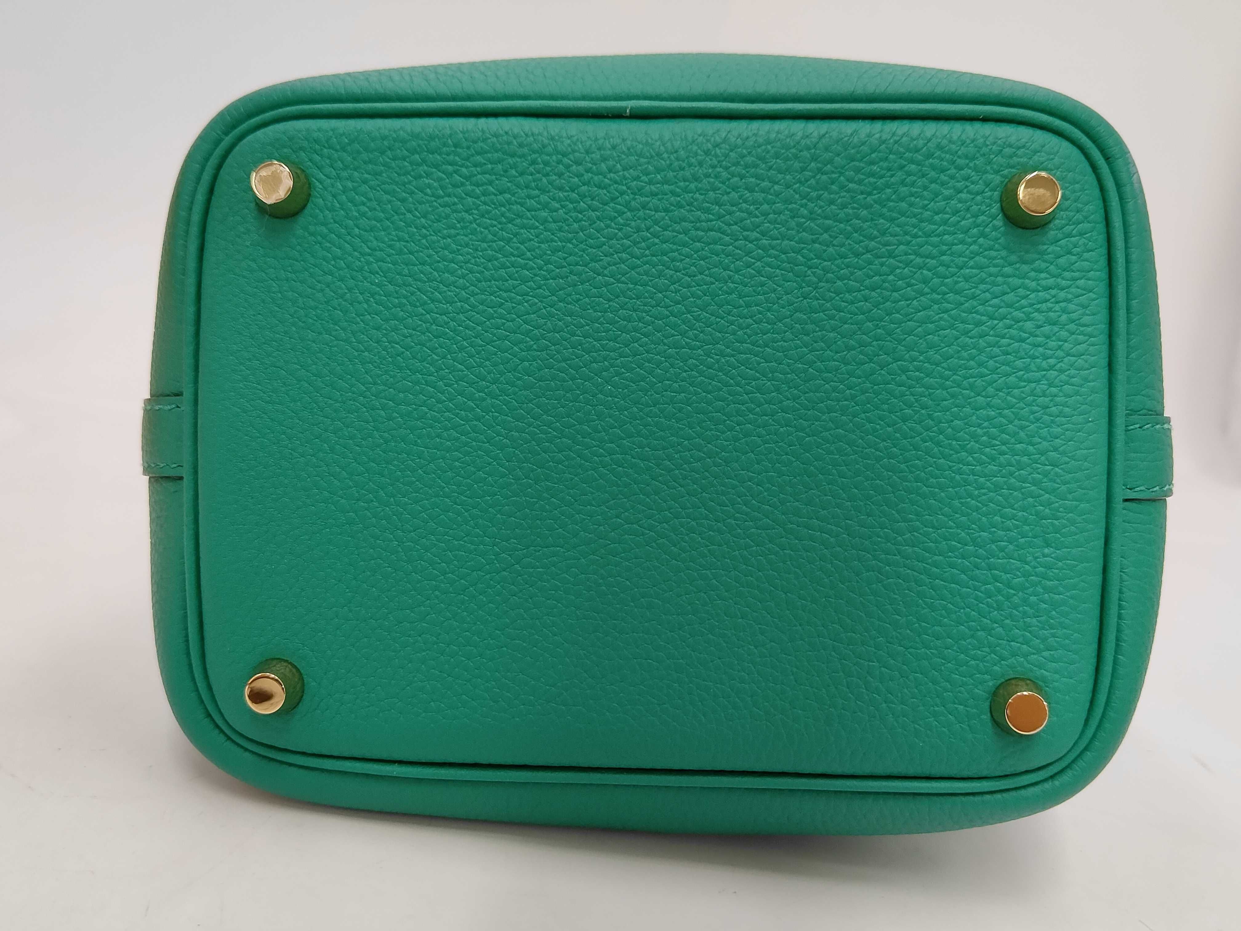 Picotin Lock 18 Green Gold Hardware U Stamp Handbag — view 3
