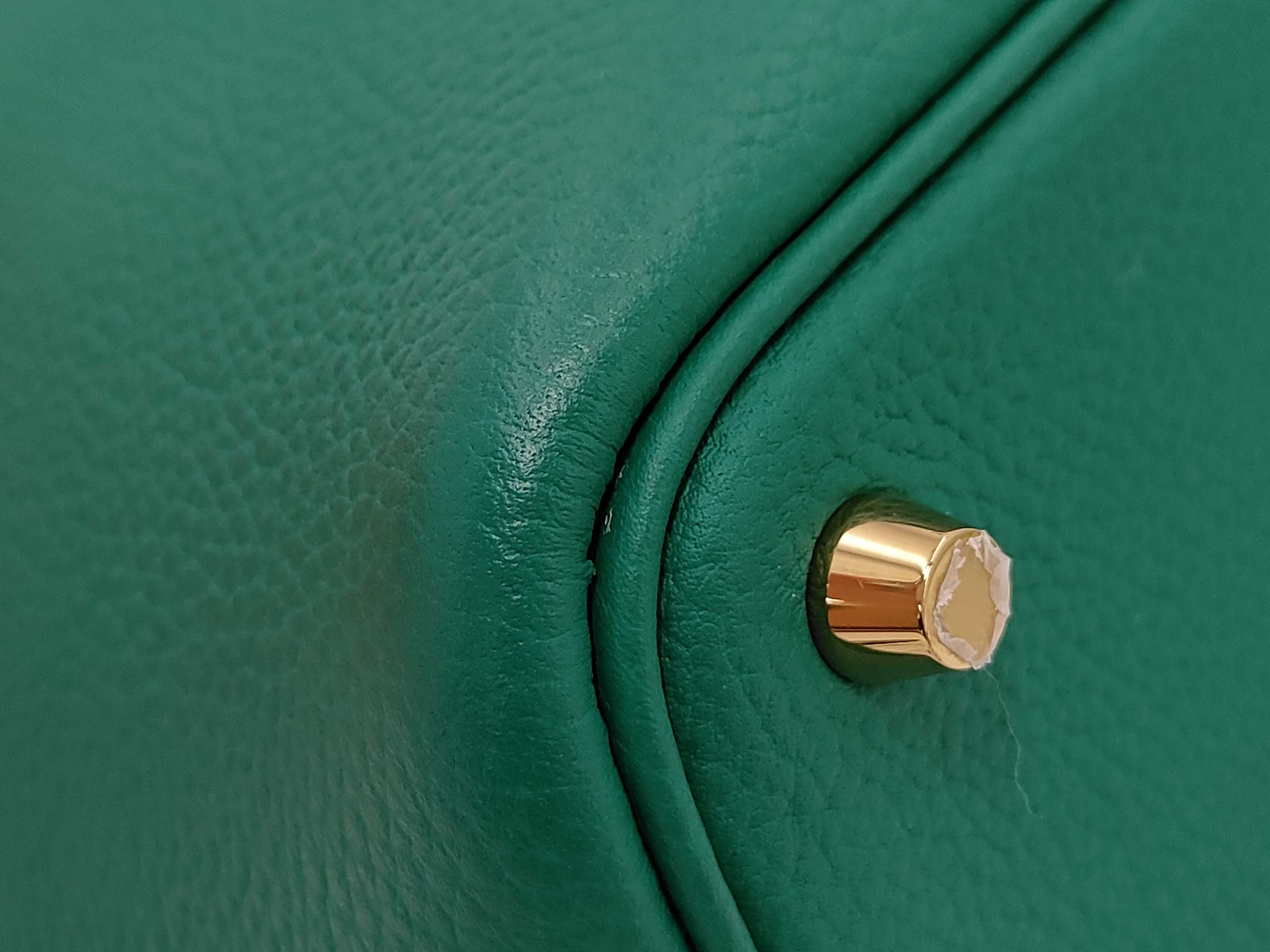 Picotin Lock 18 Green Gold Hardware U Stamp Handbag — view 4