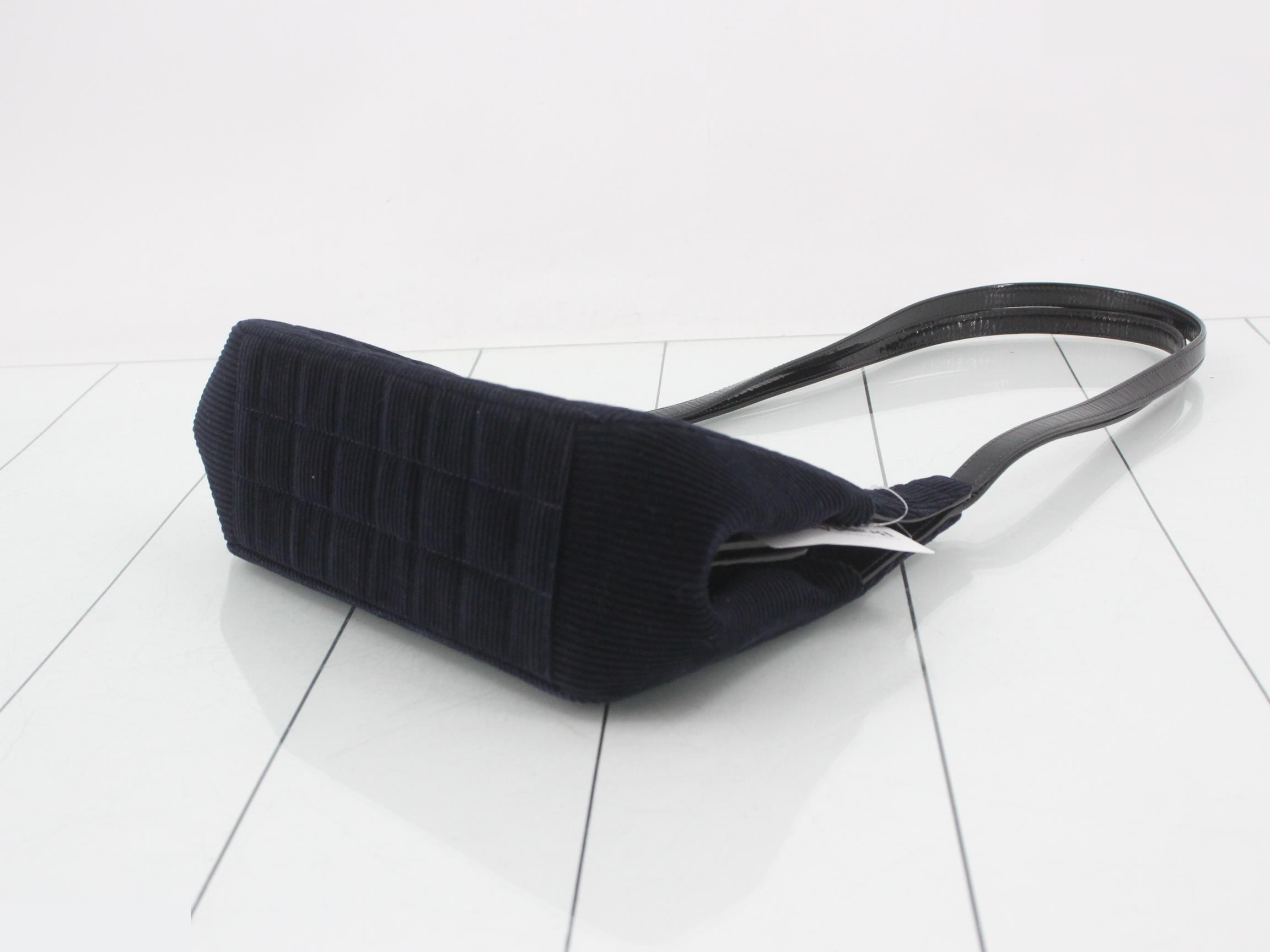 Matelassé (bag) - Shoulder bag — view 6
