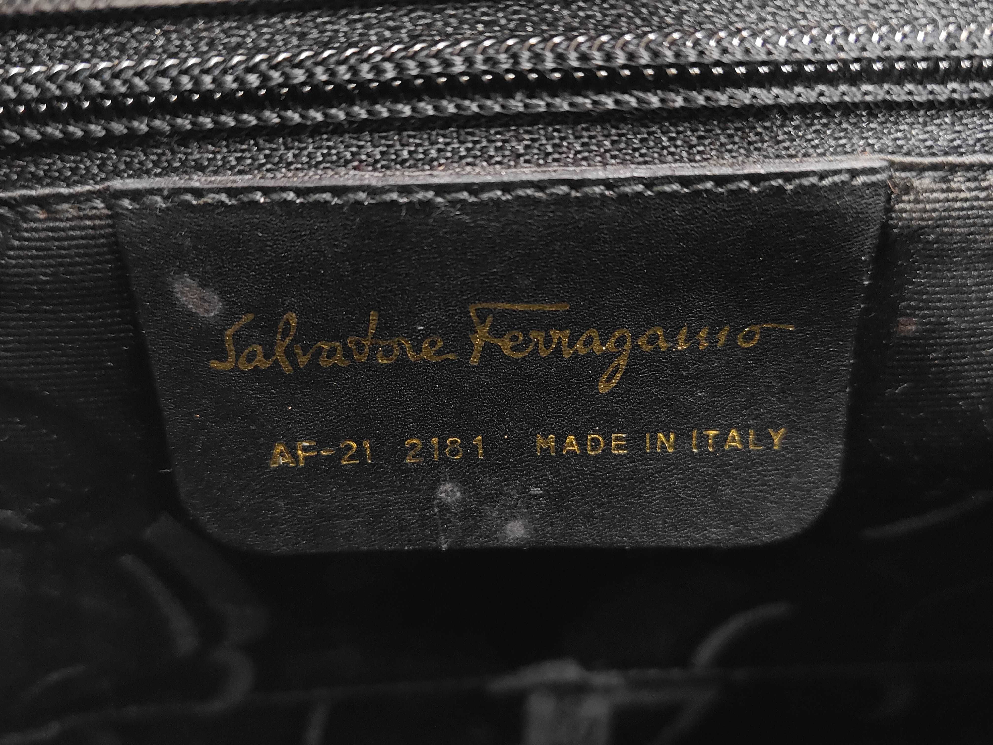 Ferragamo Shoulder Bag Handbag — view 10