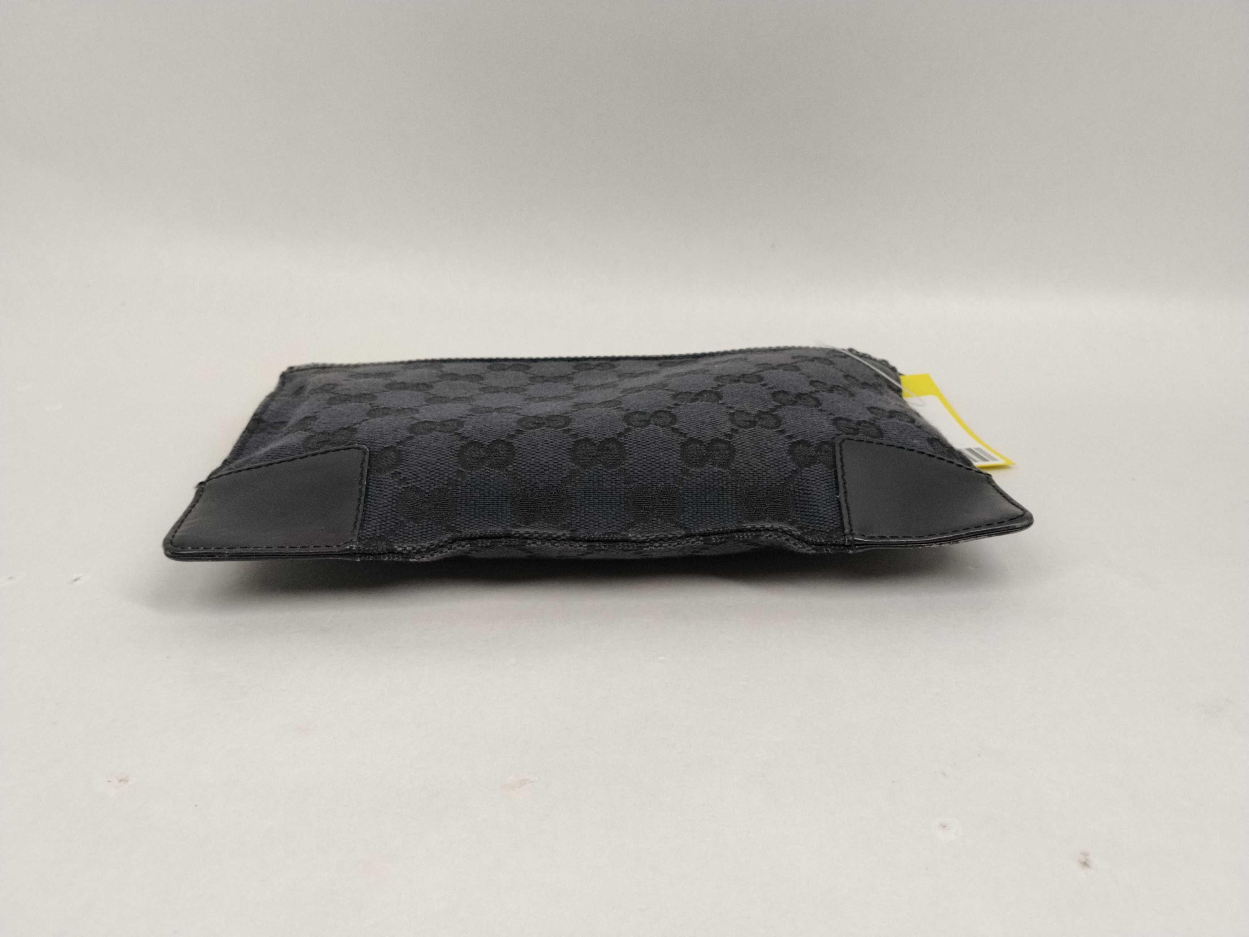 GG Canvas Pouch 039・1111 Pouch — view 3
