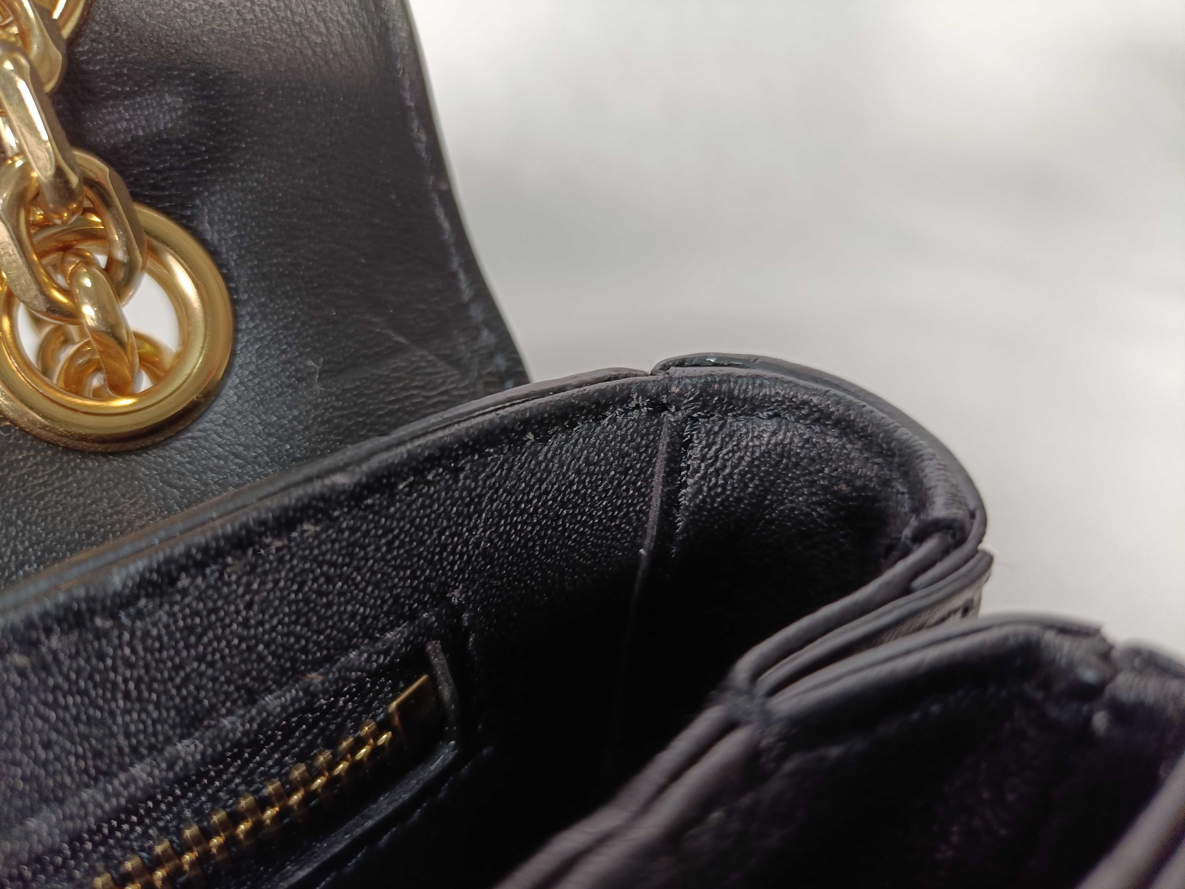 C Small Chain Shoulder Bag — view 12