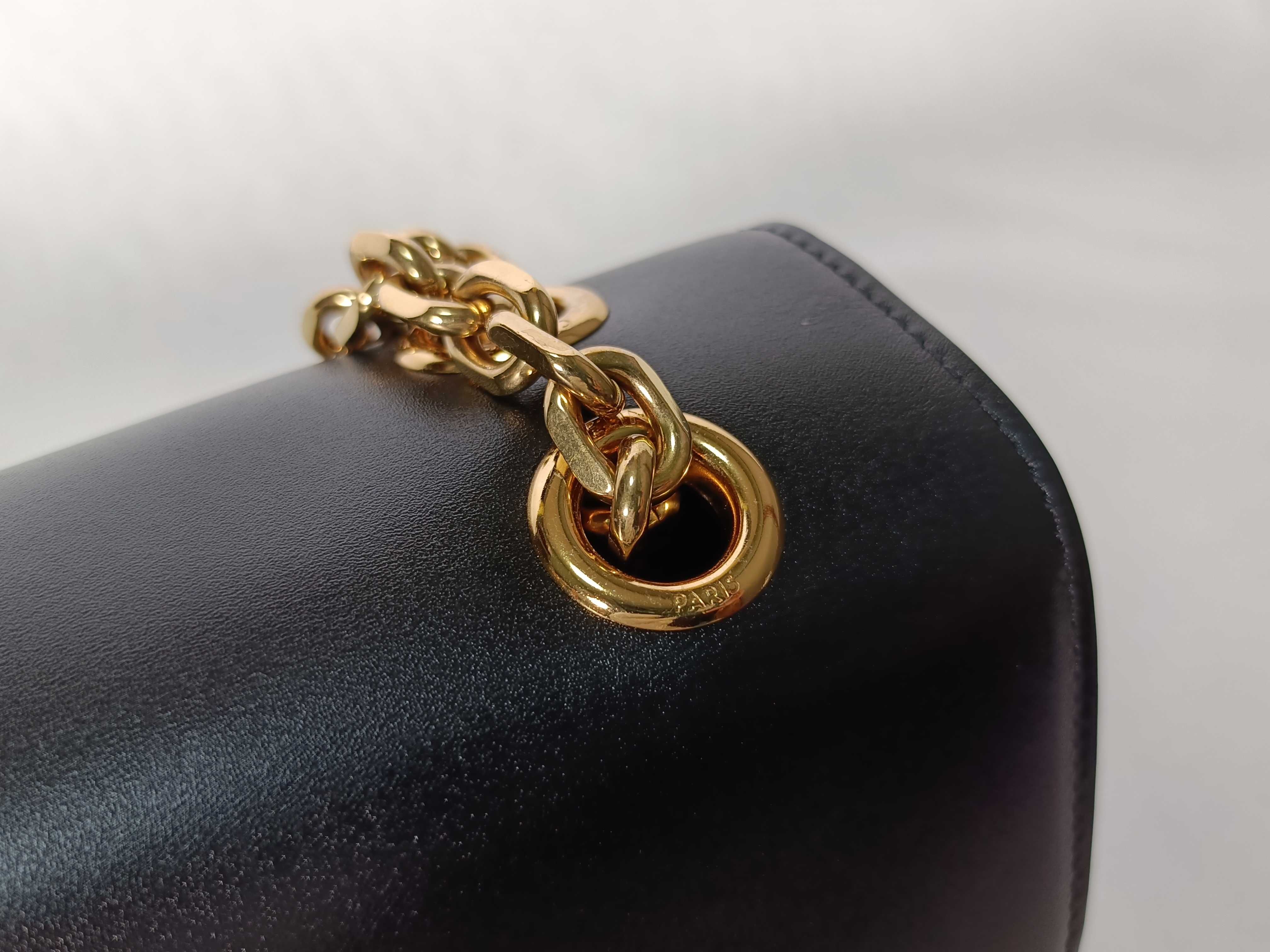 C Small Chain Shoulder Bag — view 15
