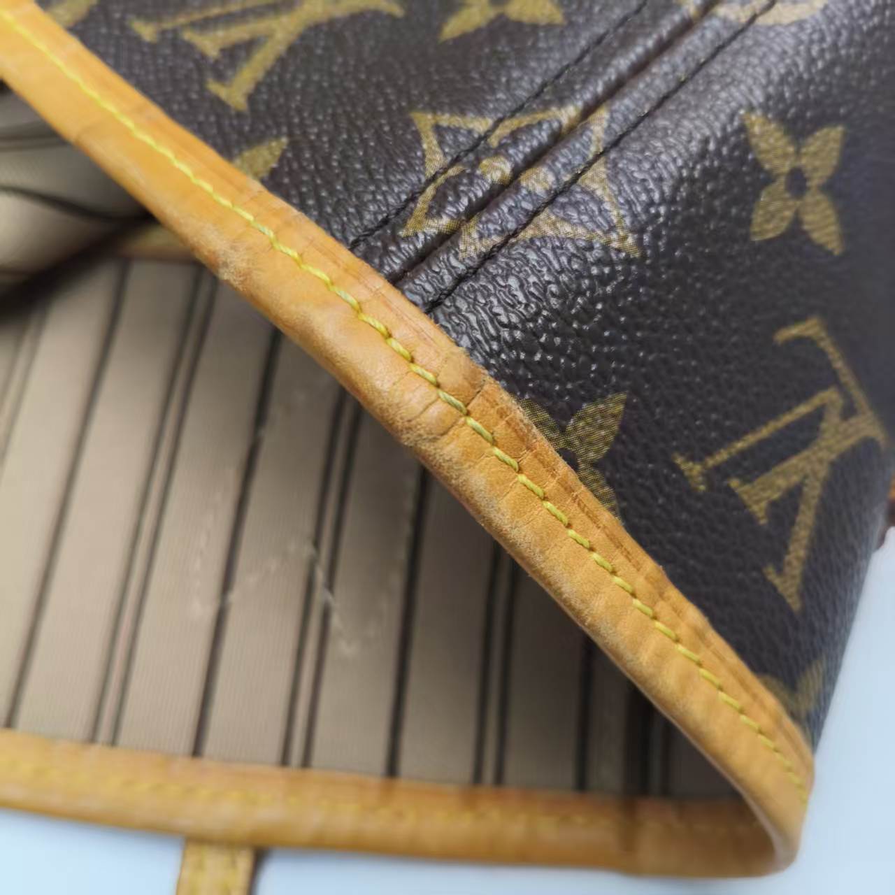 【*Shipped from: China*】LOUIS VUITTON PU Handbag — view 10