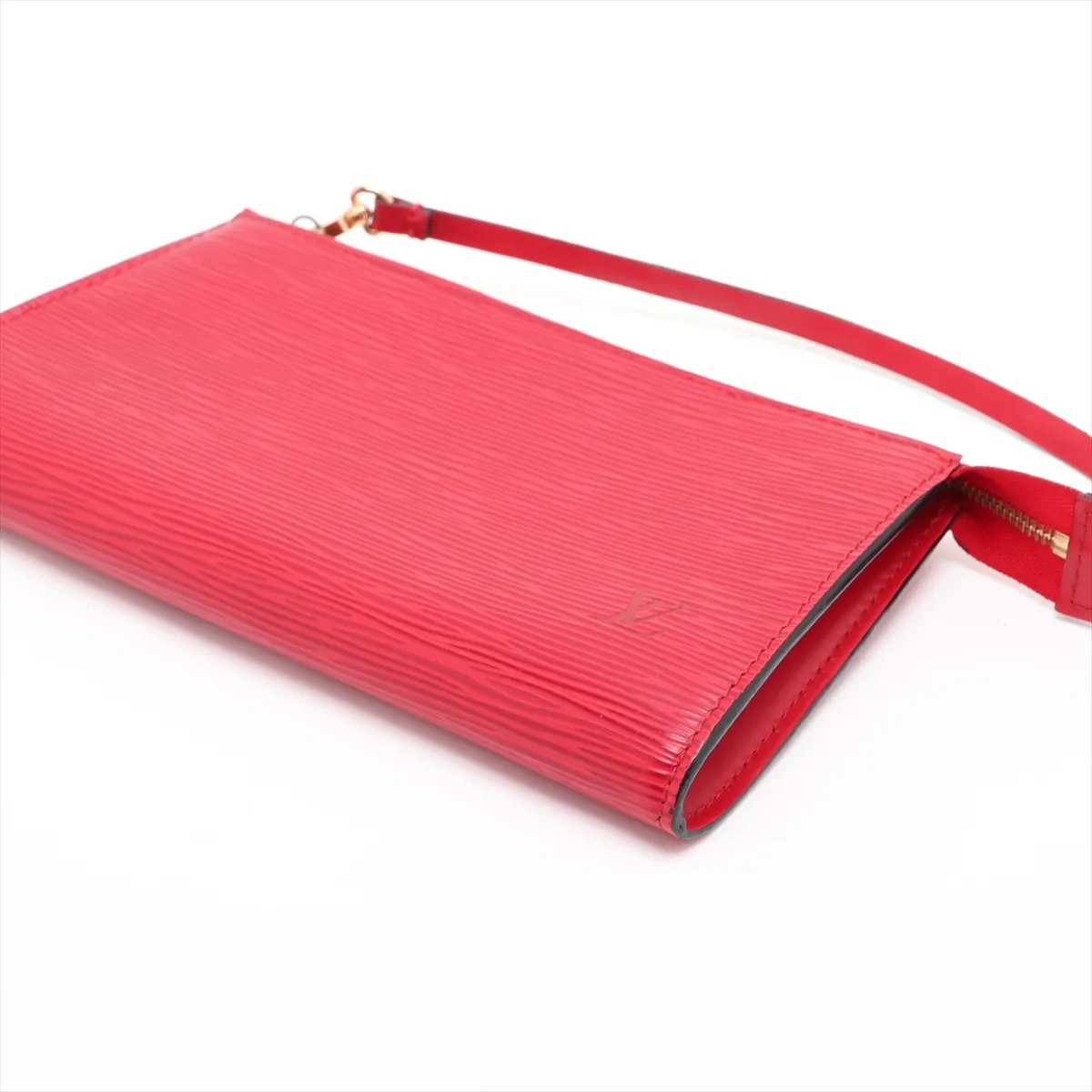 Epi Pochette Accessoires M52947 AR1903 Red — view 3