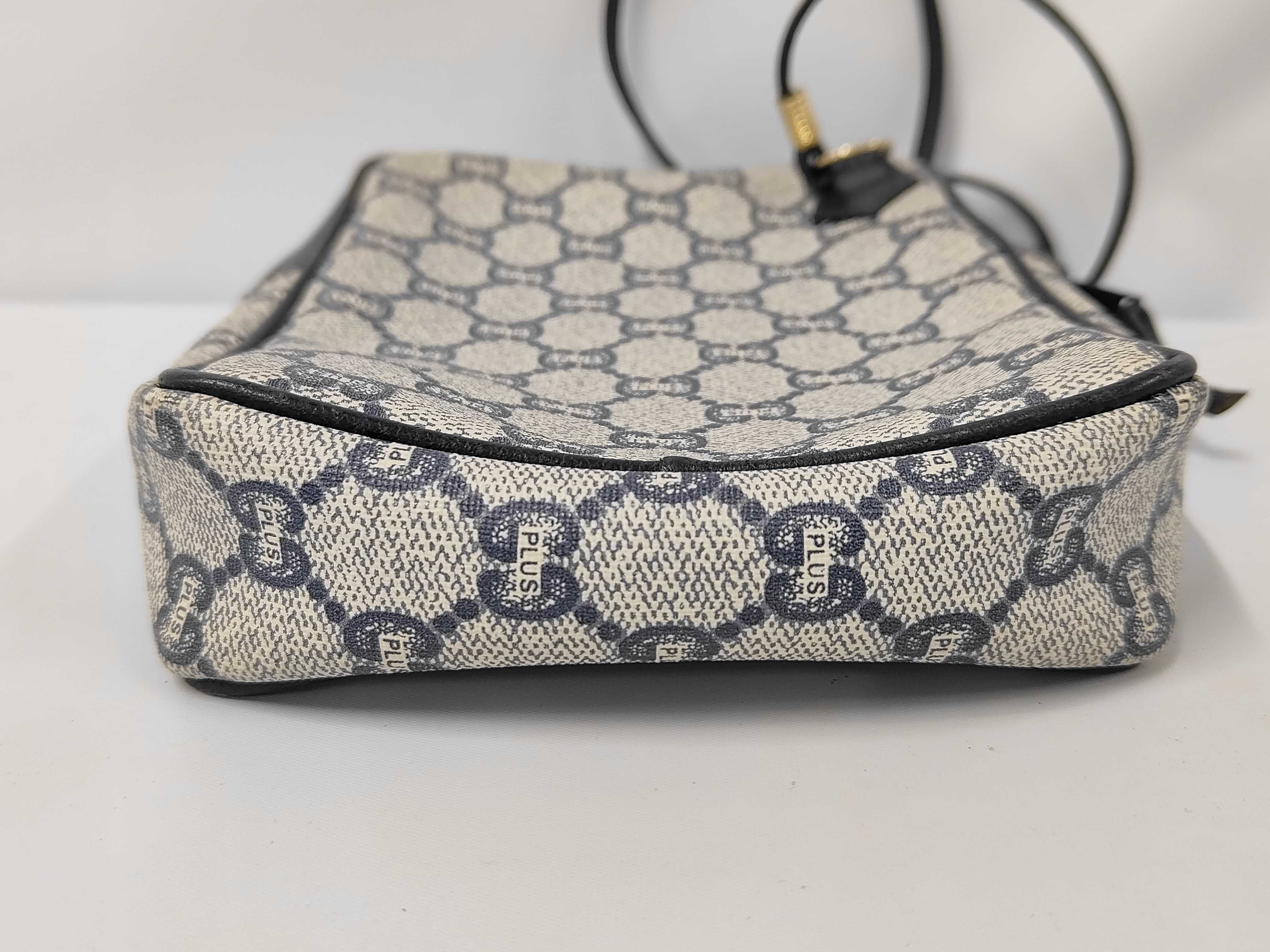 Old Gucci Shoulder Bag — view 3
