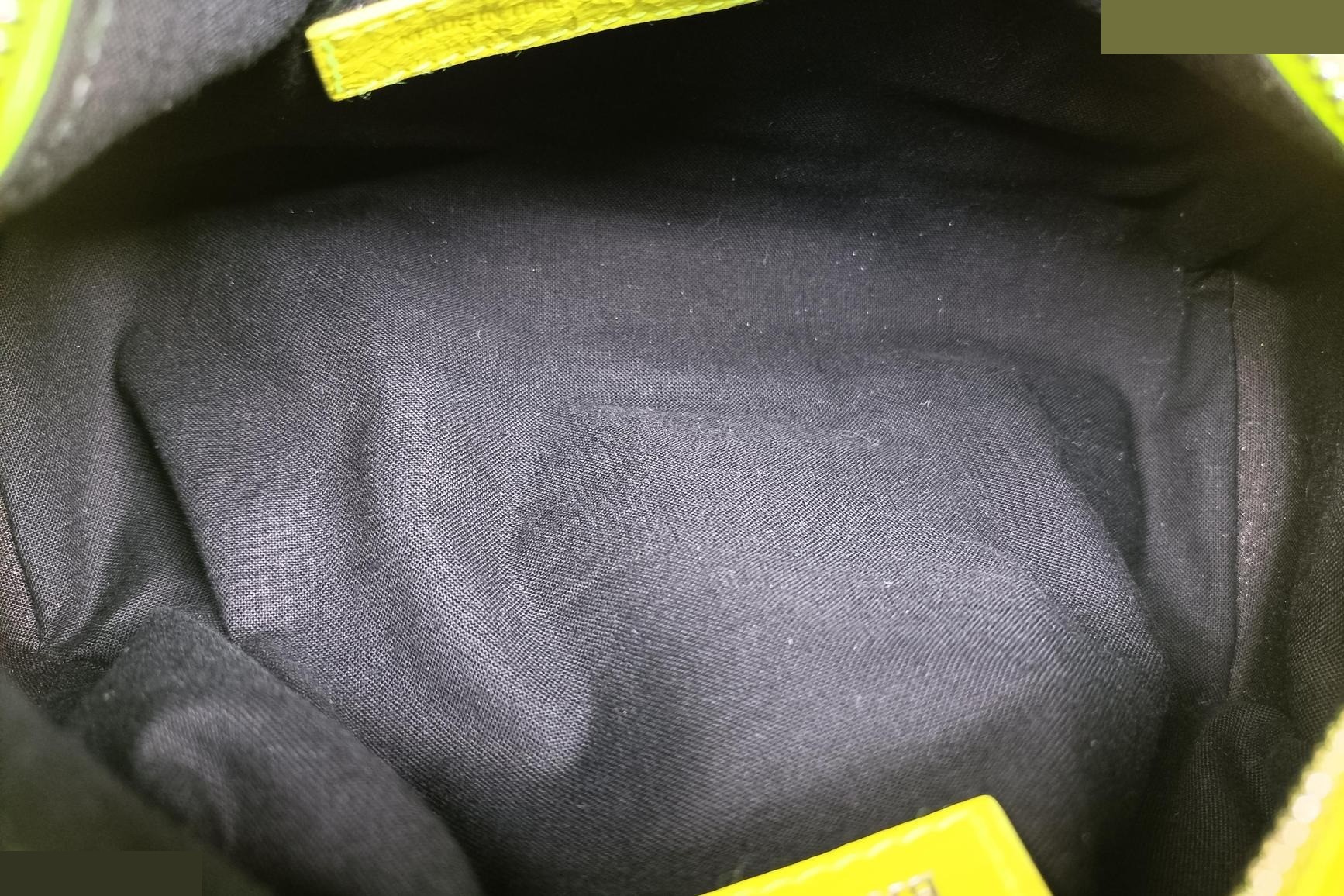 Super Busy XS Sling Bag, Leather, Green/Yellow — view 6