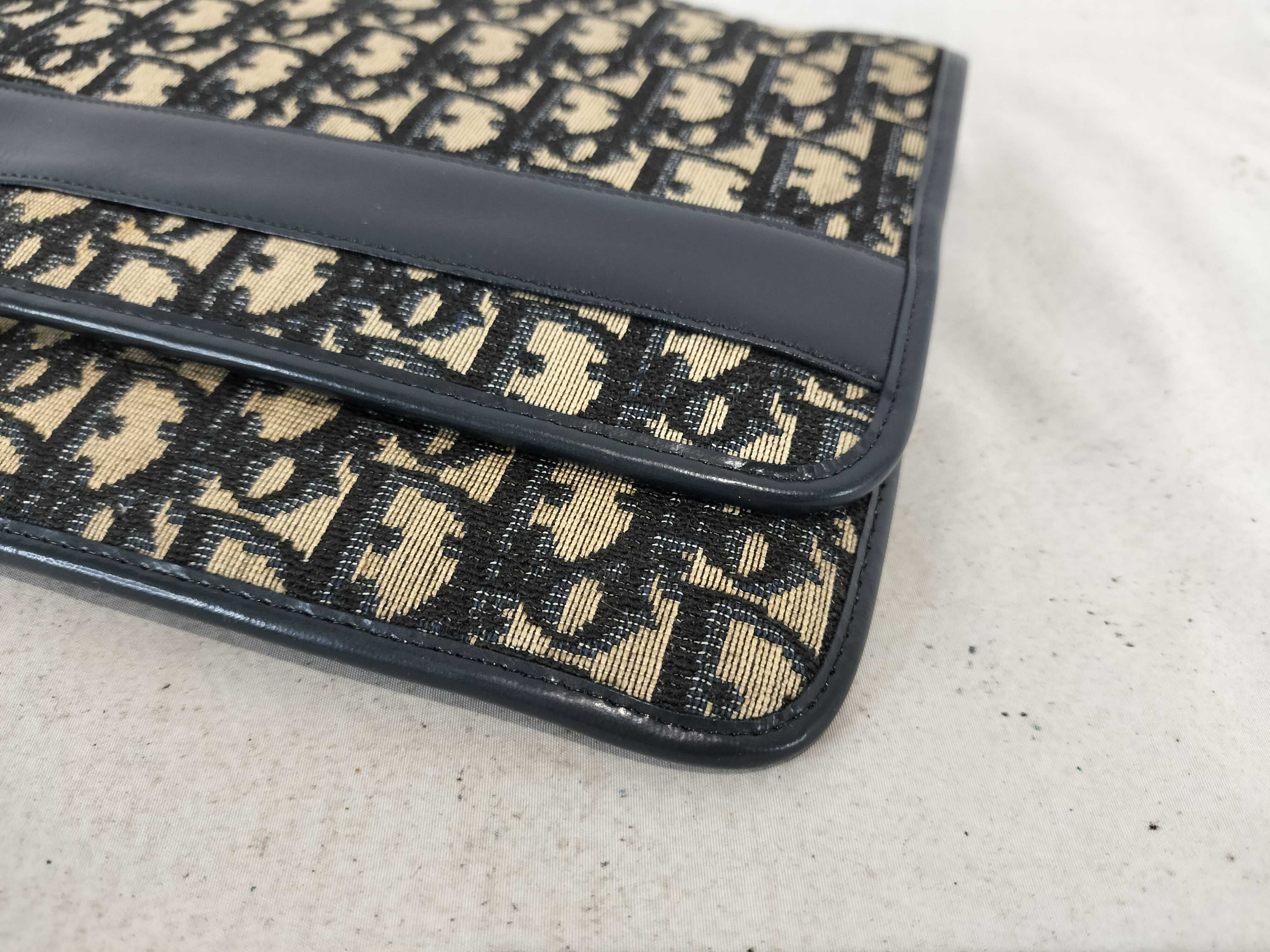 Trotter Clutch Bag — view 3