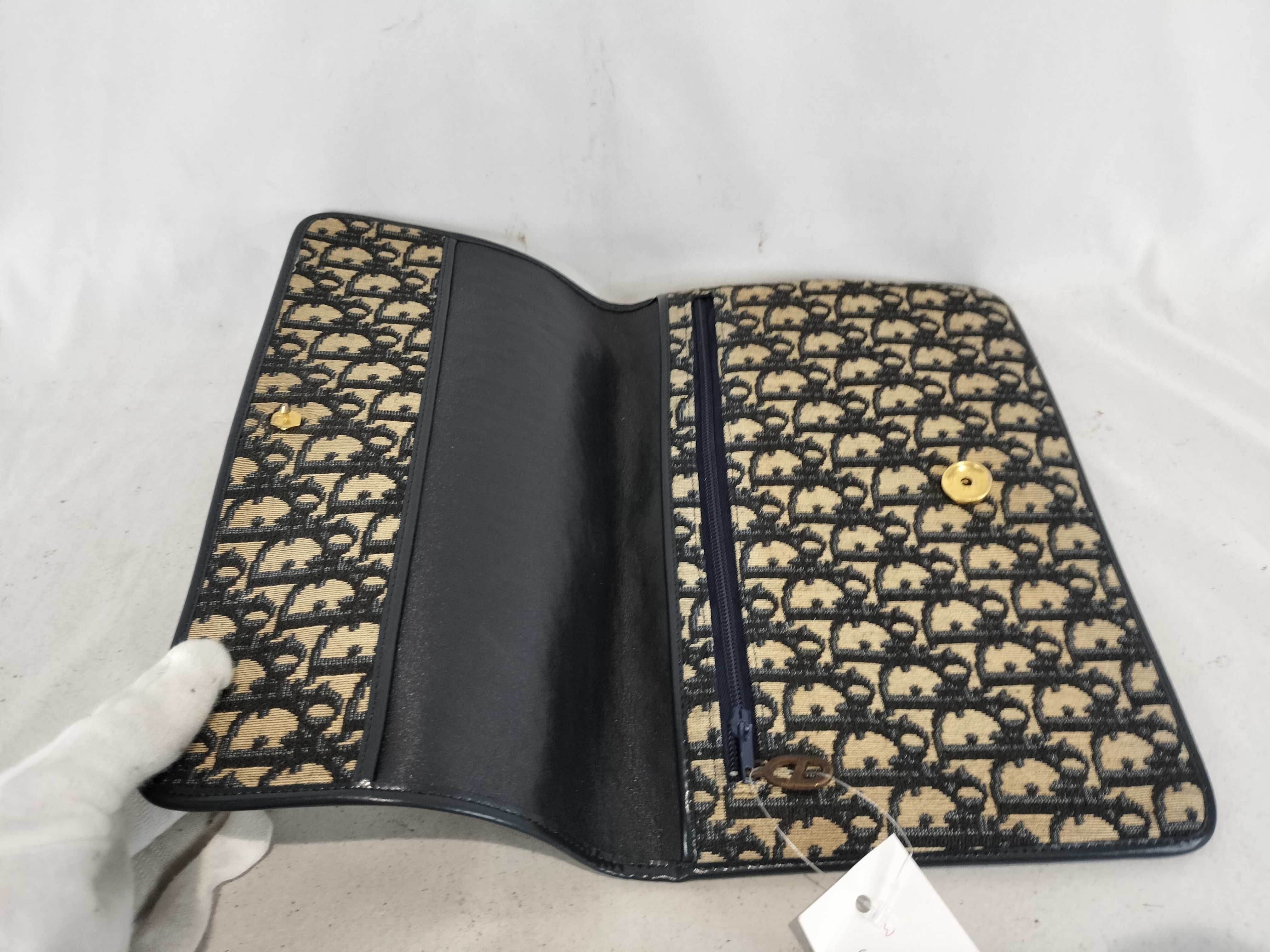 Trotter Clutch Bag — view 6