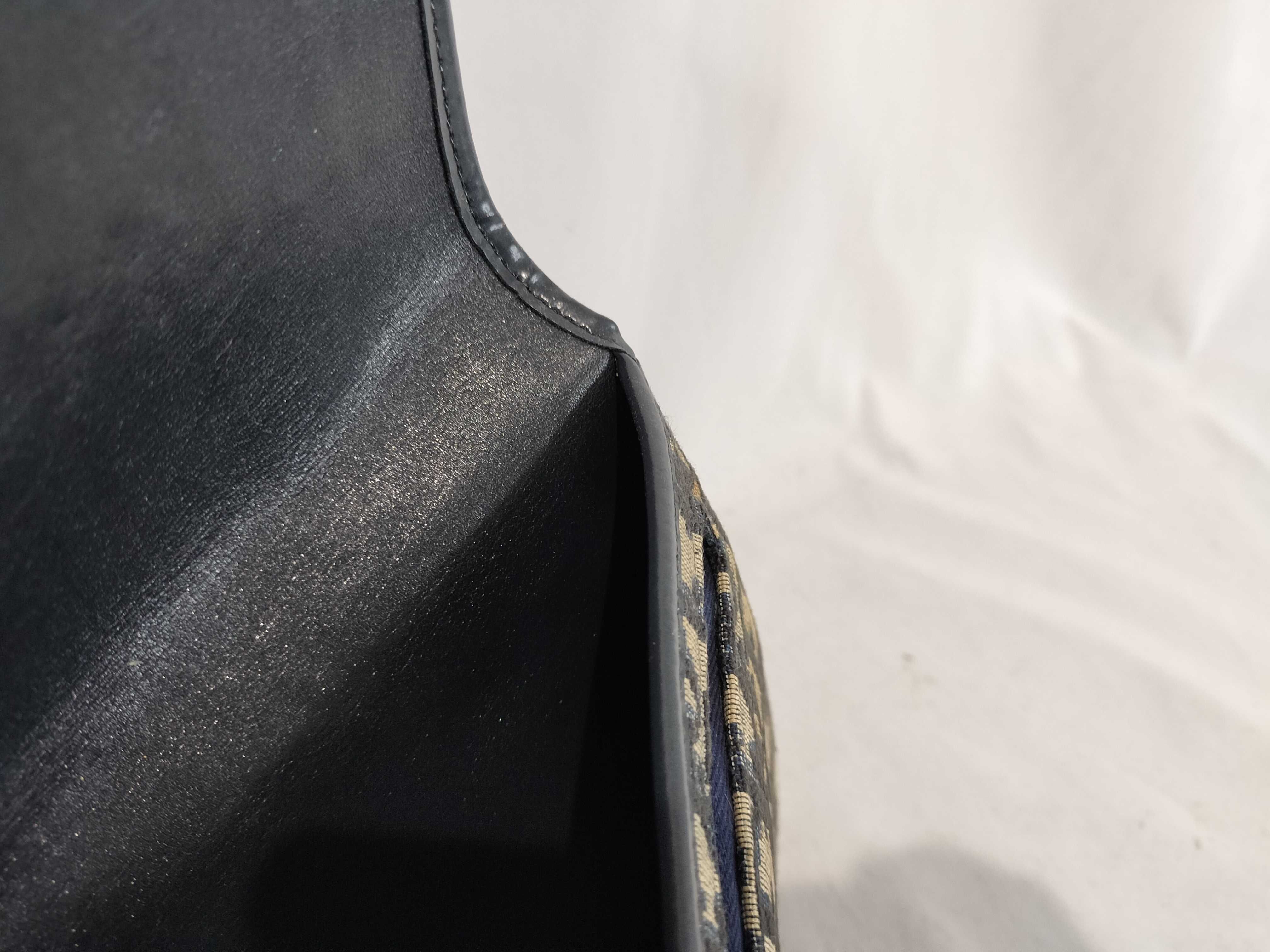 Trotter Clutch Bag — view 9