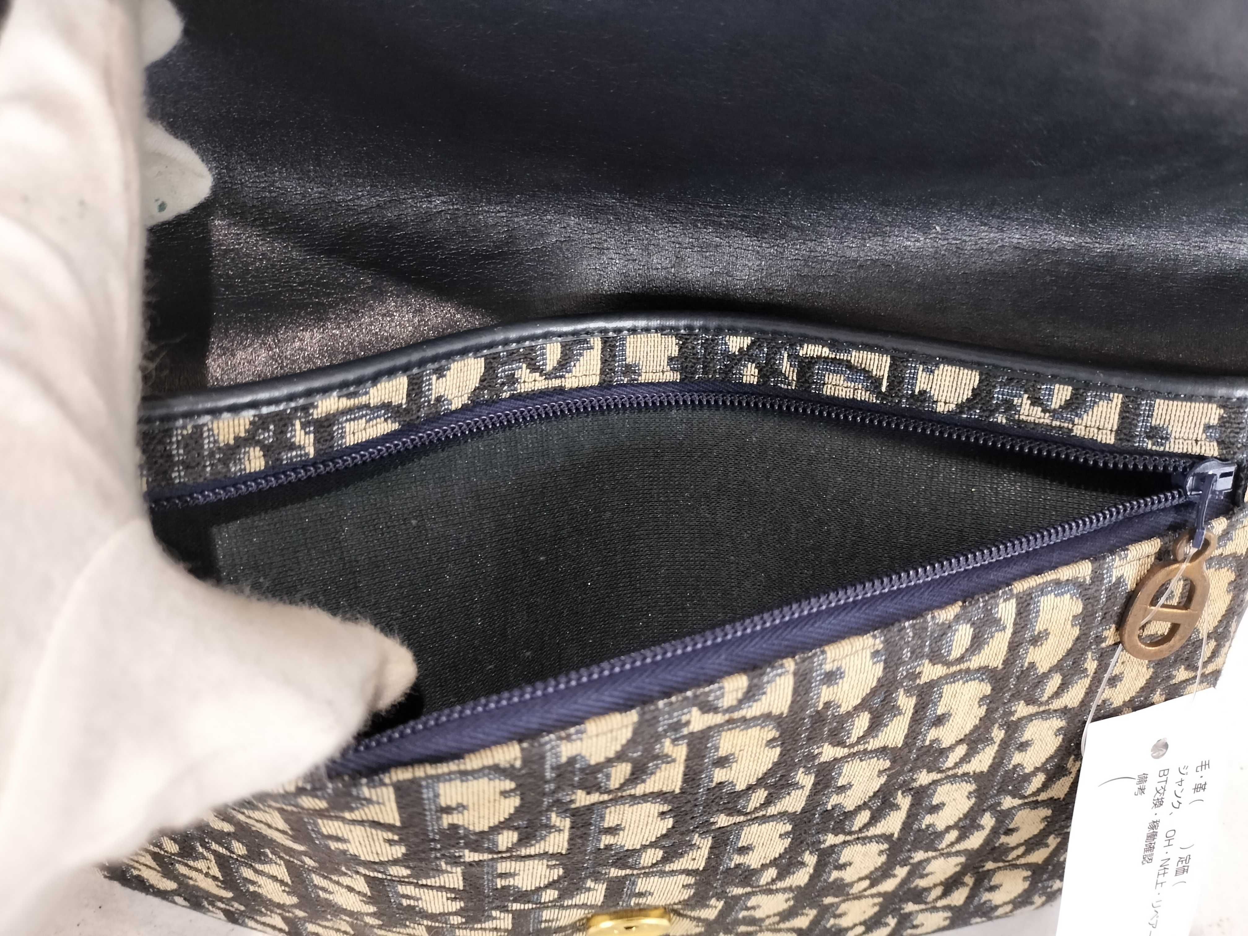 Trotter Clutch Bag — view 10