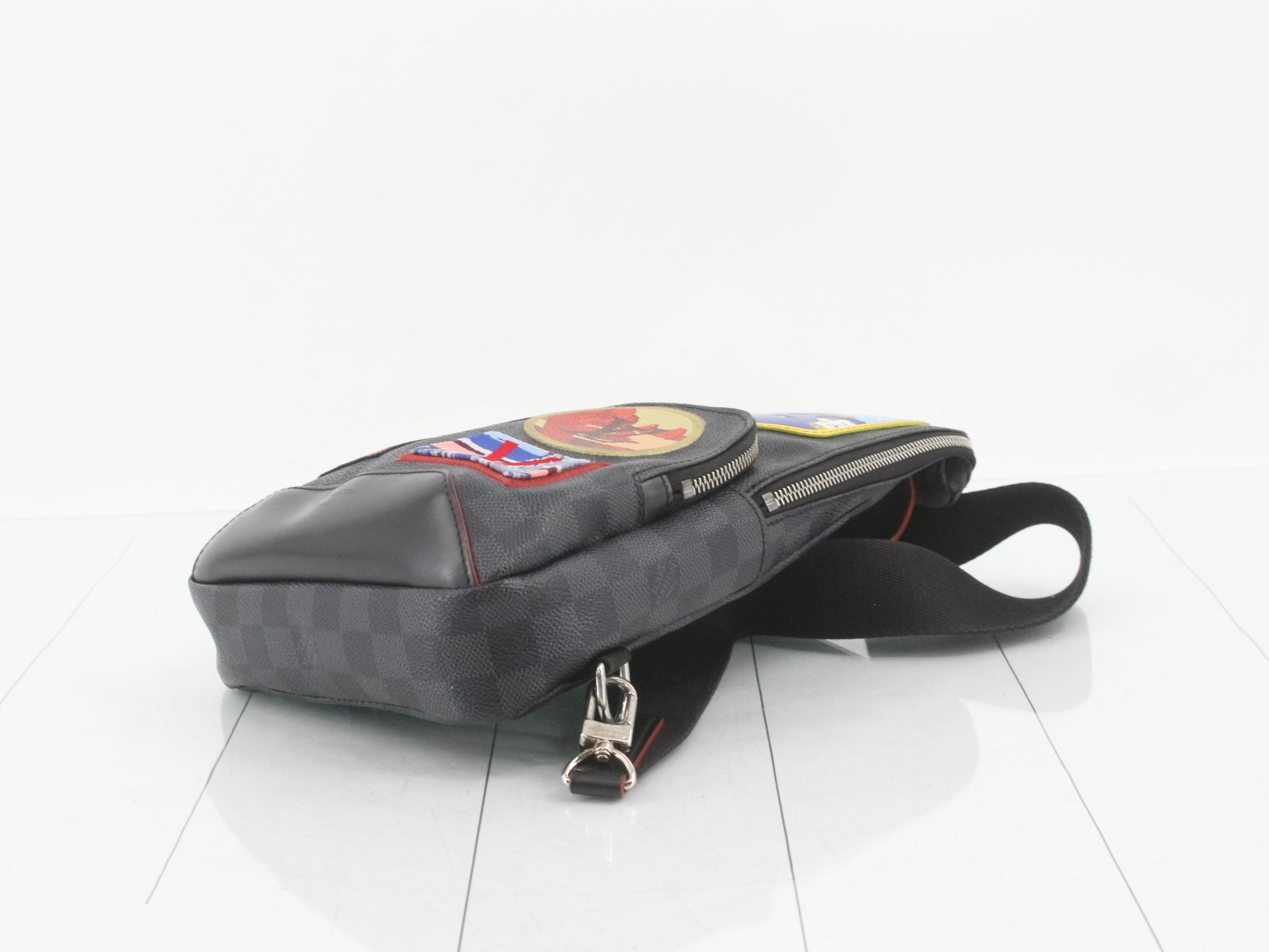 Damier Graphite Avenue Sling Bag (Shoulder Bag) — view 6