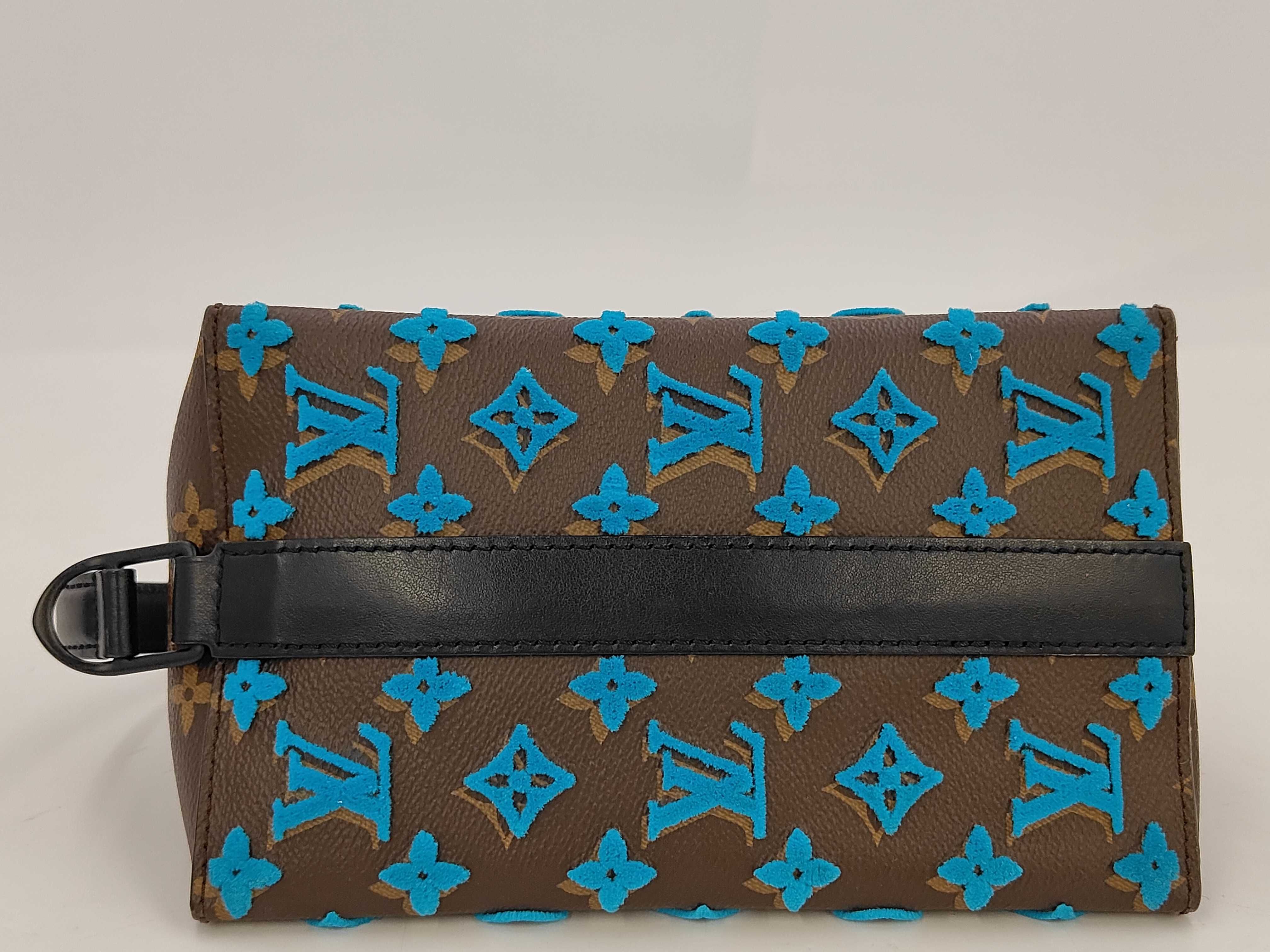 Monogram Tuffetage Triangle M45078 Shoulder Bag — view 4