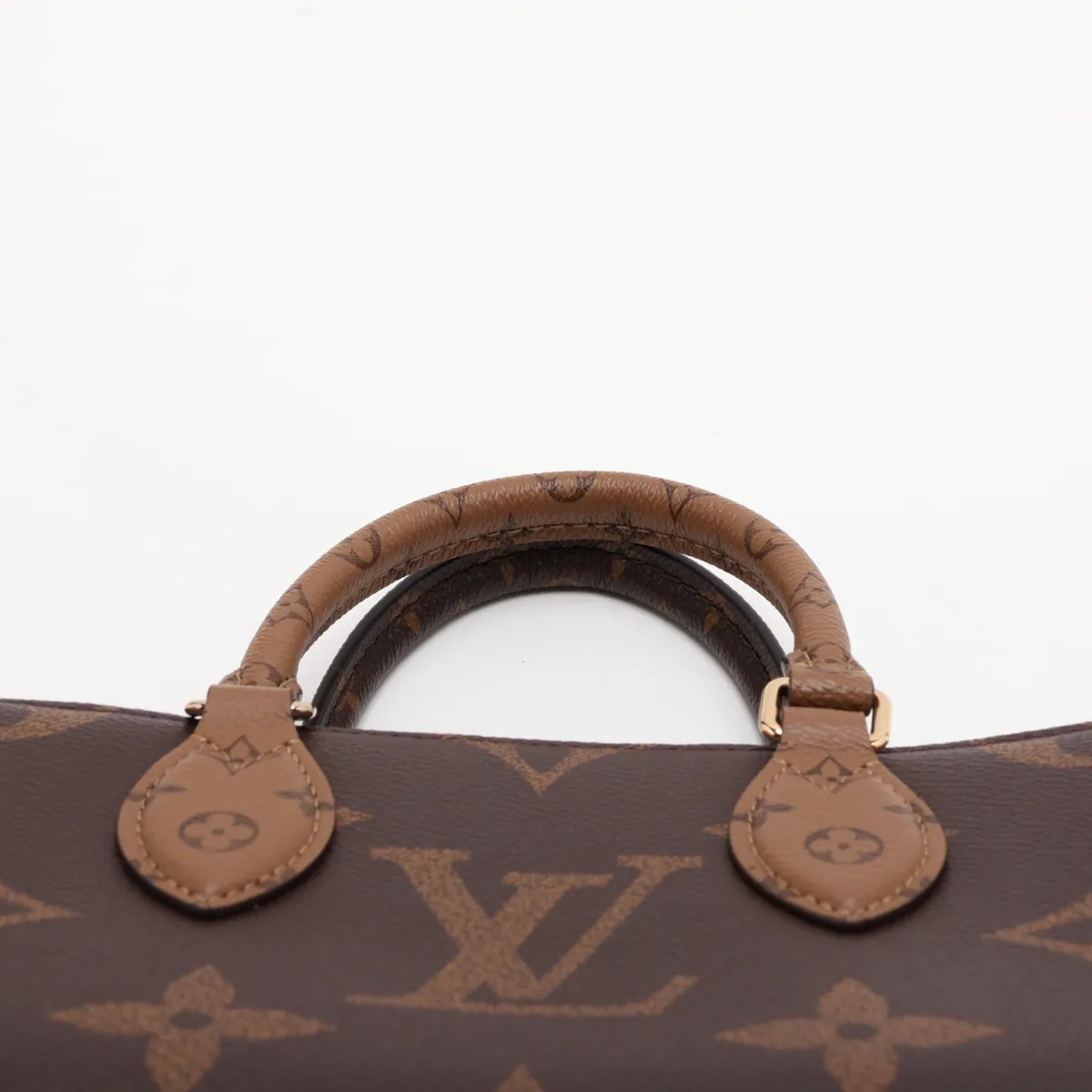 Giant Monogram Reverse OnTheGo EW M46653 Brown (RFID detected) — view 6