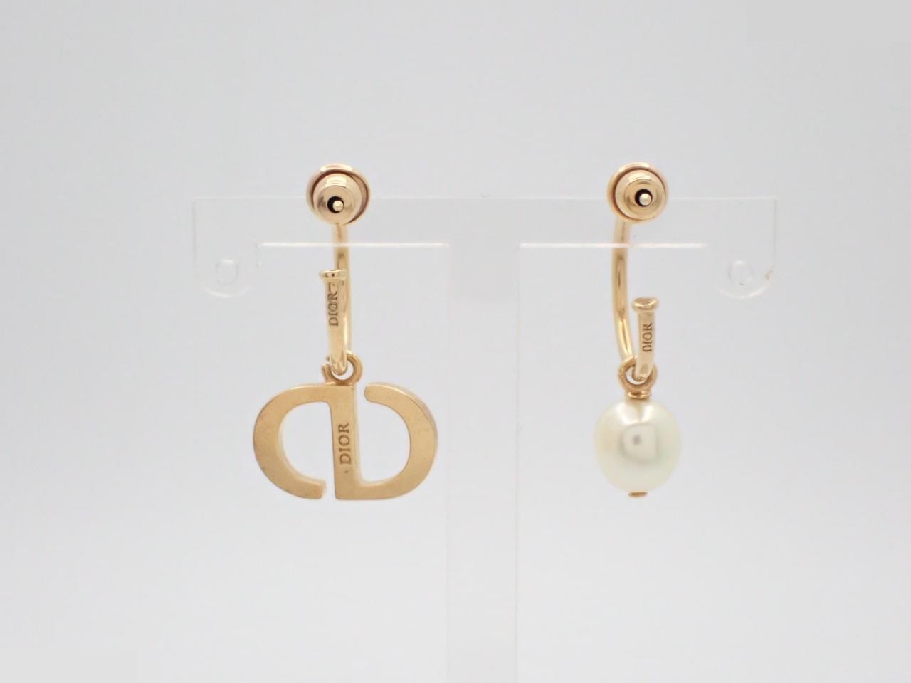 Gold stone pearl earrings — view 2