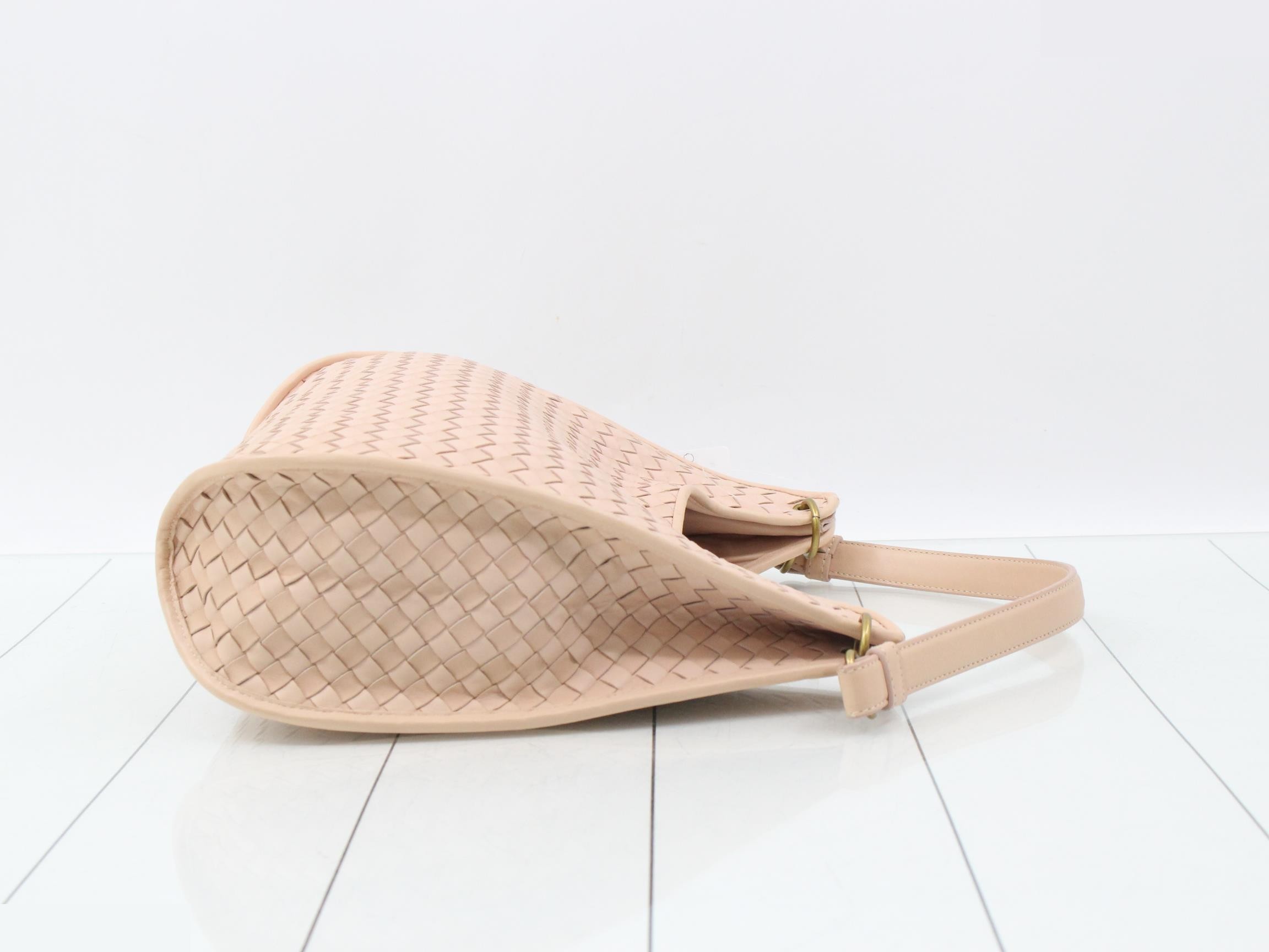 Intrecciato (bag) - One-shoulder bag — view 3