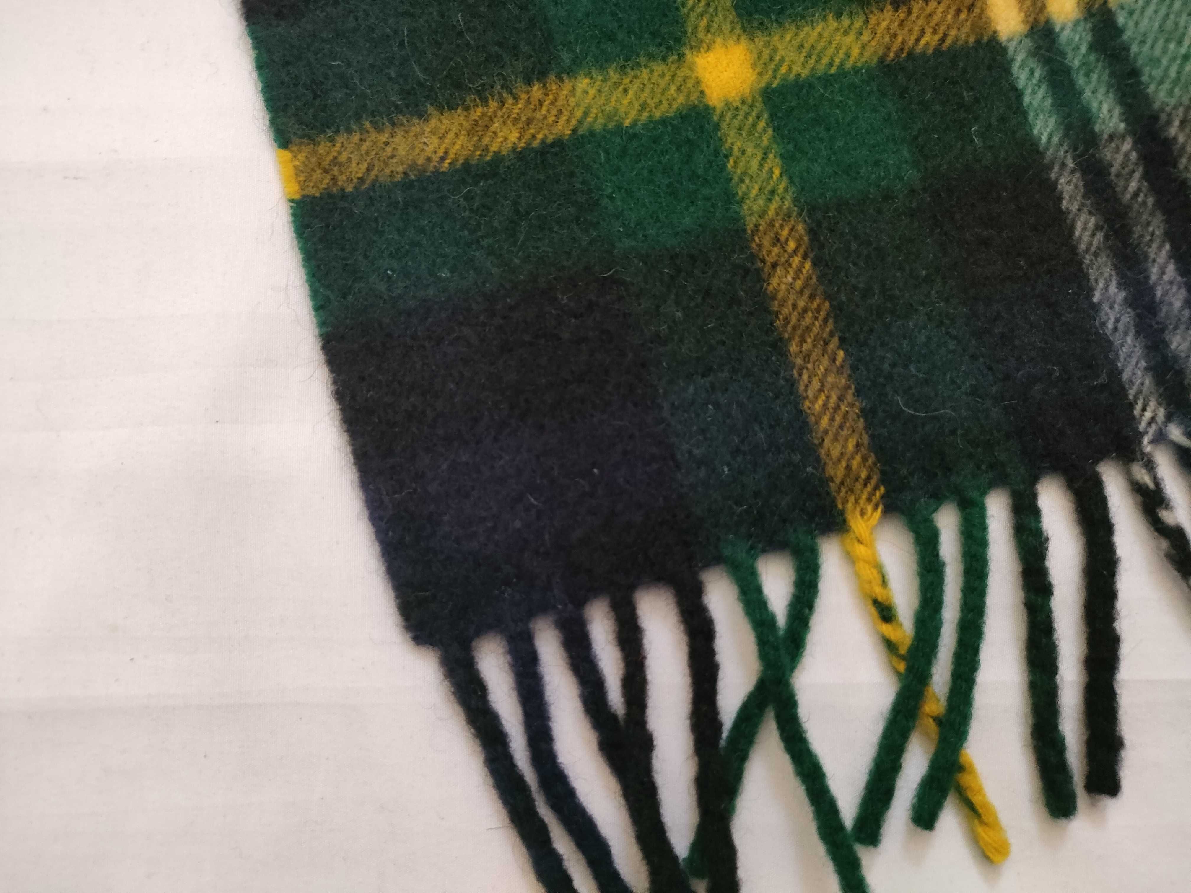 100% Cashmere Scarf, Nova Check Pattern, and other accessories. — view 3