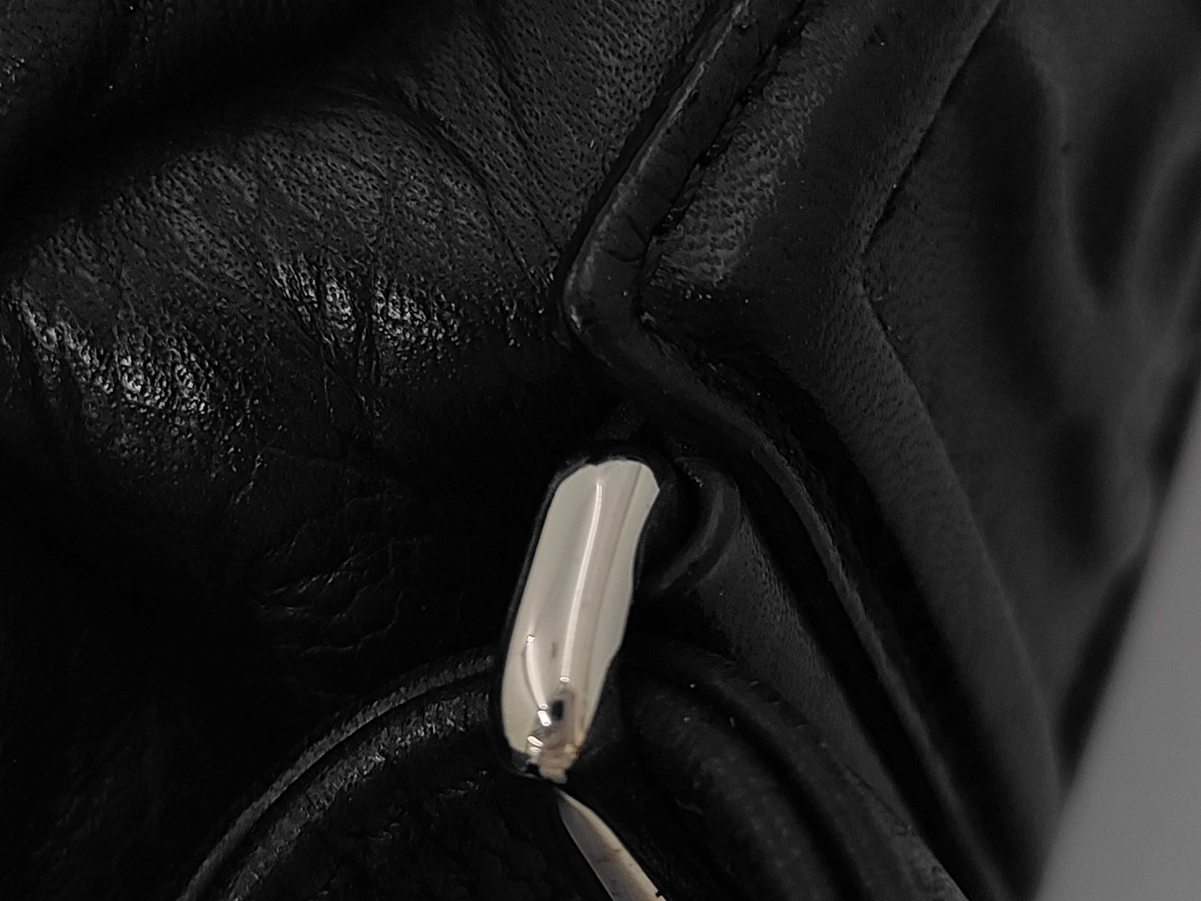 Coco Cocoon Caviar Skin Black Shoulder Bag — view 6