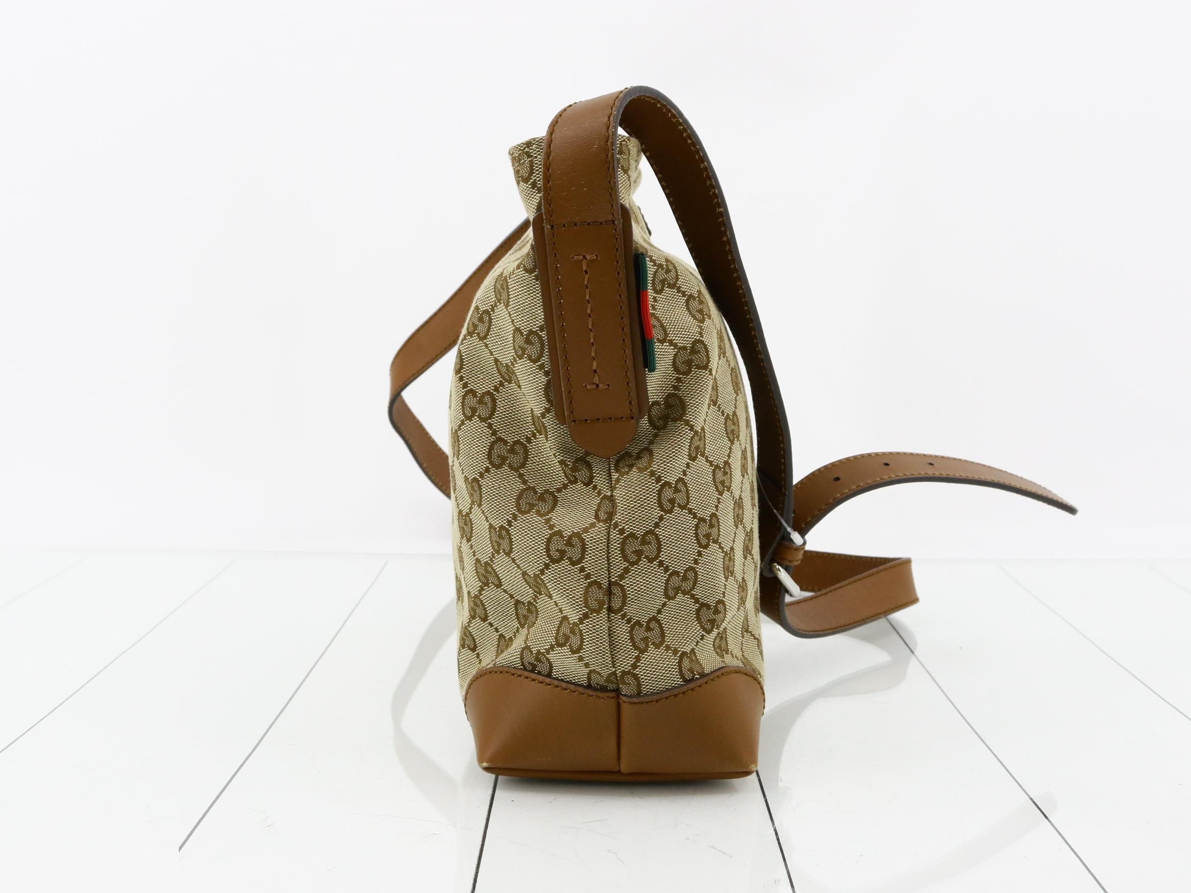 GG Canvas Messenger Bag, Sherry Brown, S-type hardware, 27 x 25 x 10 cm — view 4