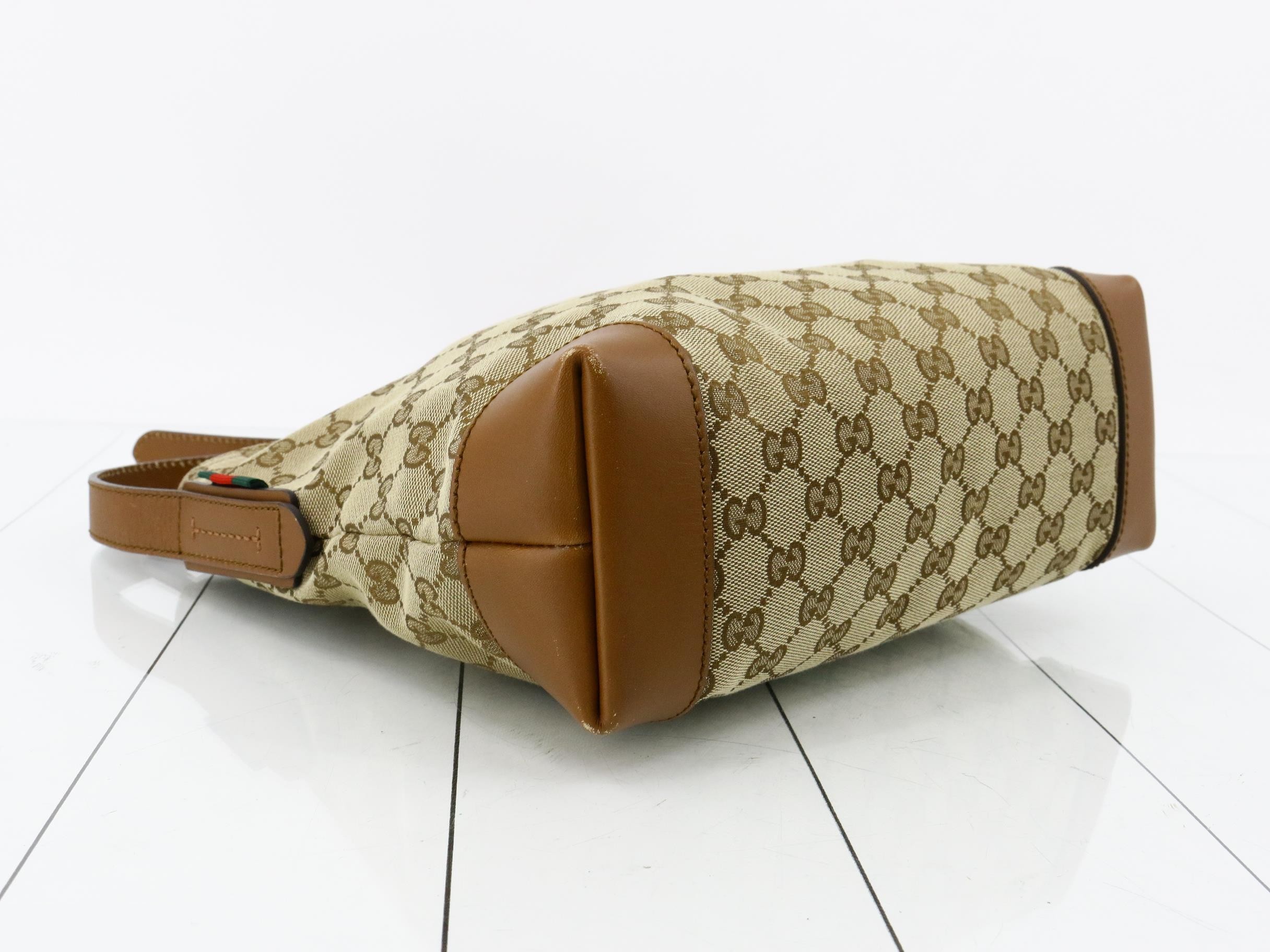 GG Canvas Messenger Bag, Sherry Brown, S-type hardware, 27 x 25 x 10 cm — view 5
