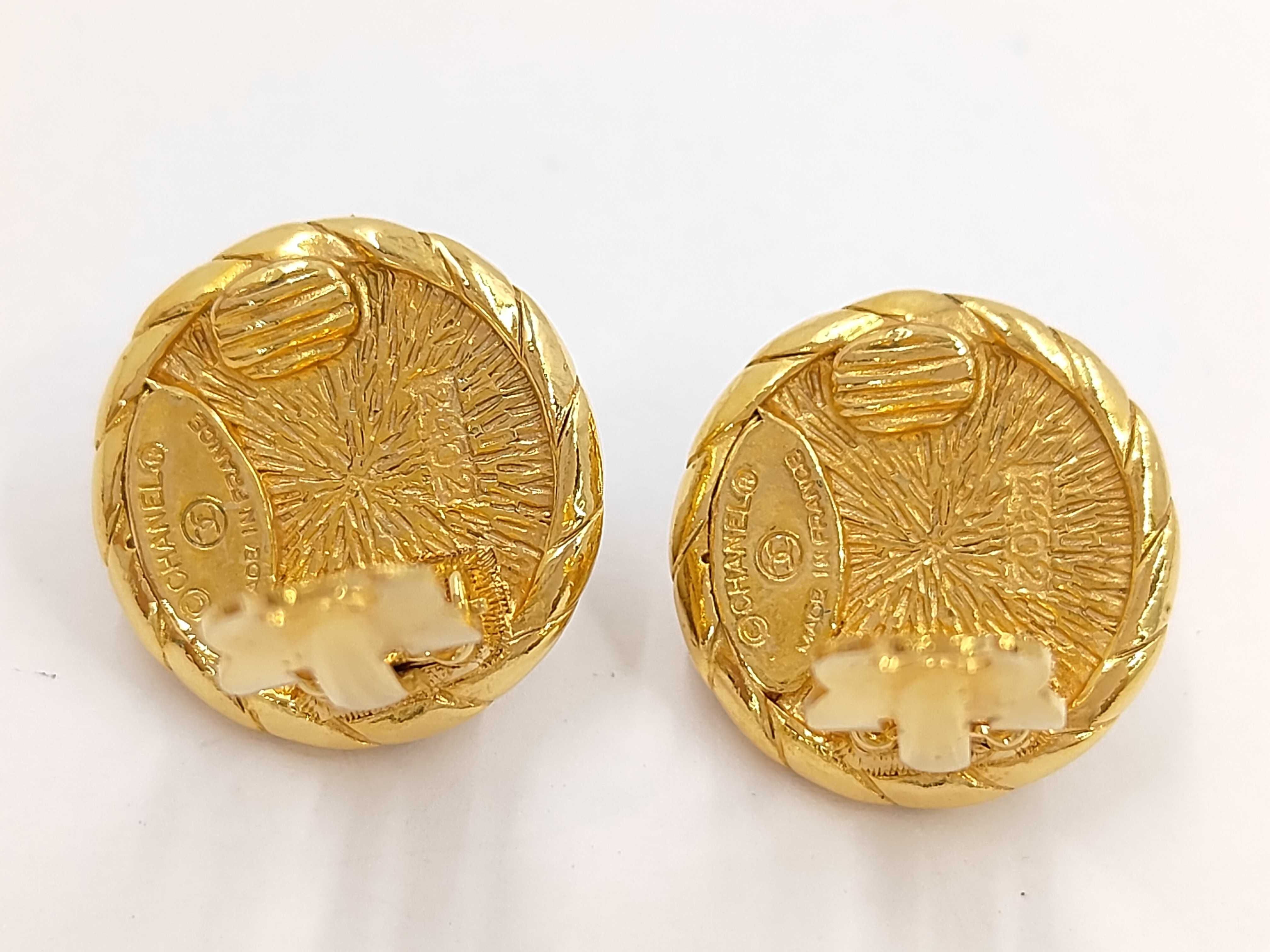 Pearl Round Gold (YG) Earrings — view 2