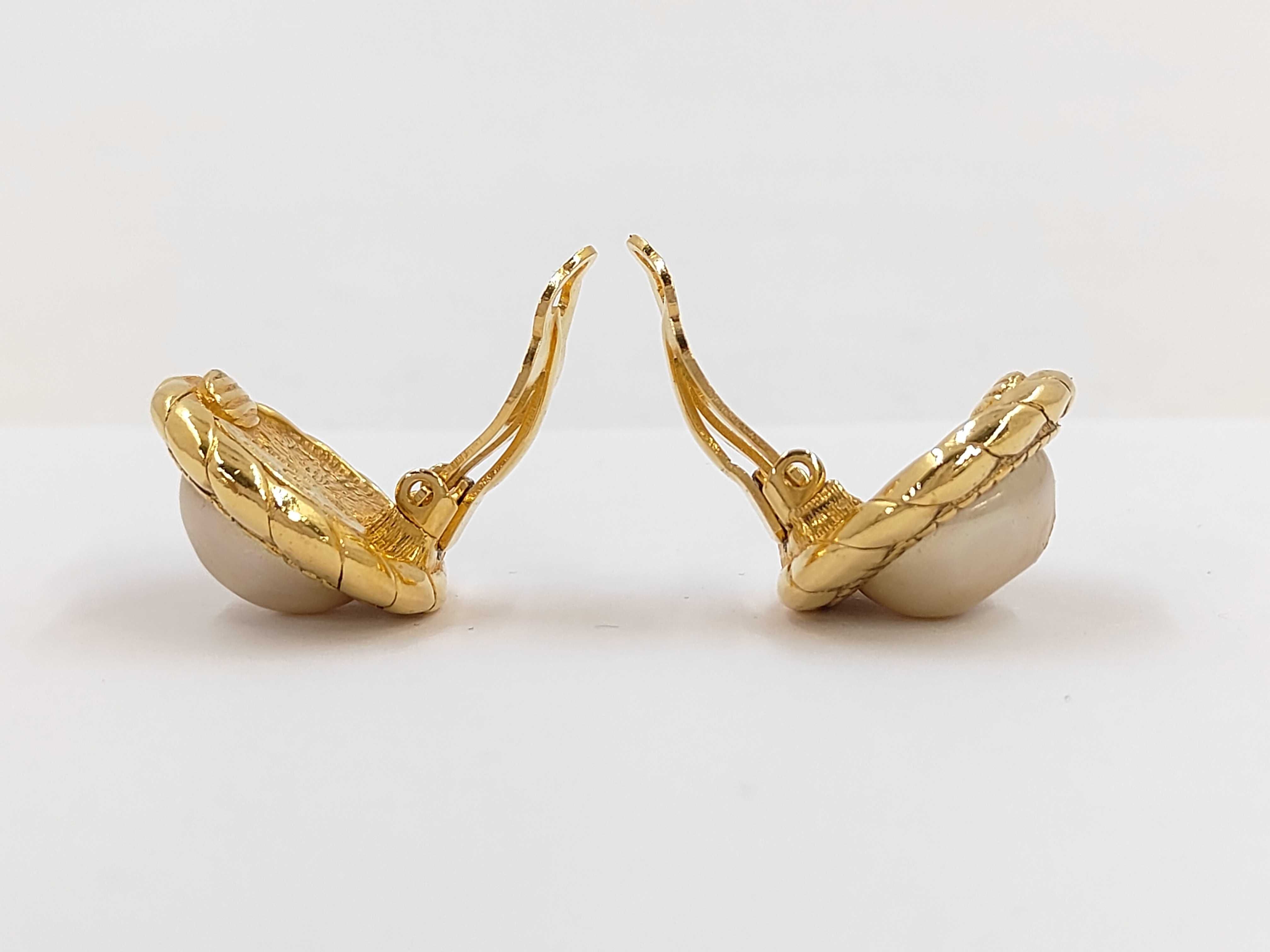 Pearl Round Gold (YG) Earrings — view 4