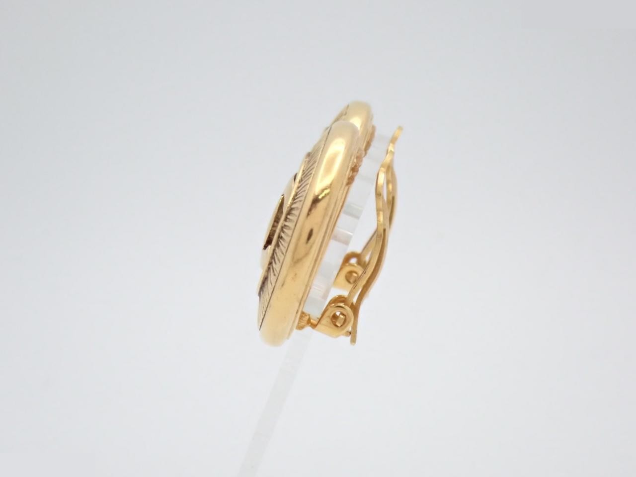 Earrings with Coco Mark design, gold. — view 3