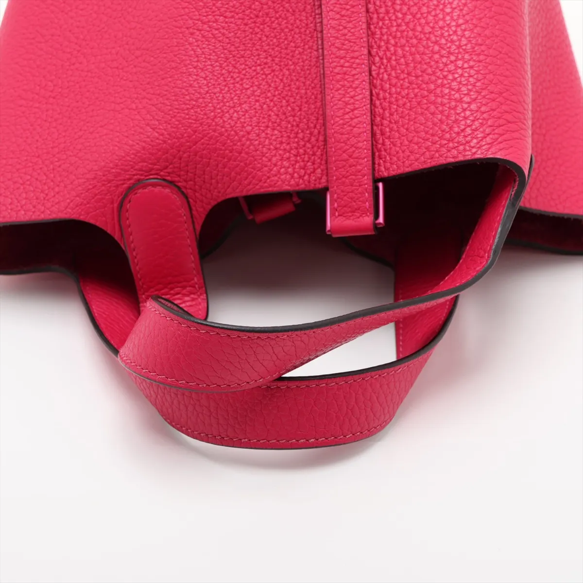 Picotin Lock 18 PM Monochrome Taurillon Clemence Rose Mexico Pink Hardware U: 2022 — view 5