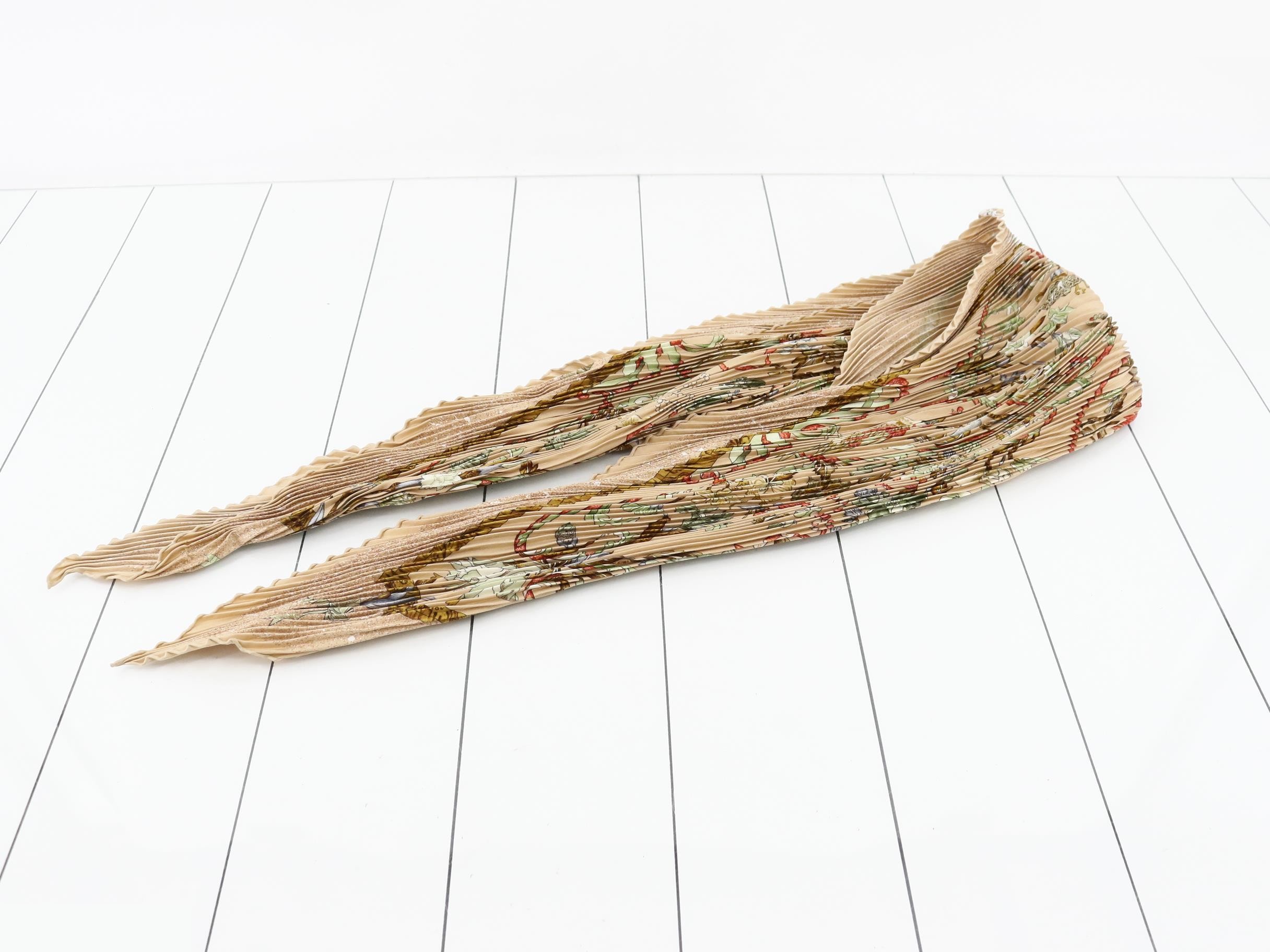 Hermès pleated scarf — view 3