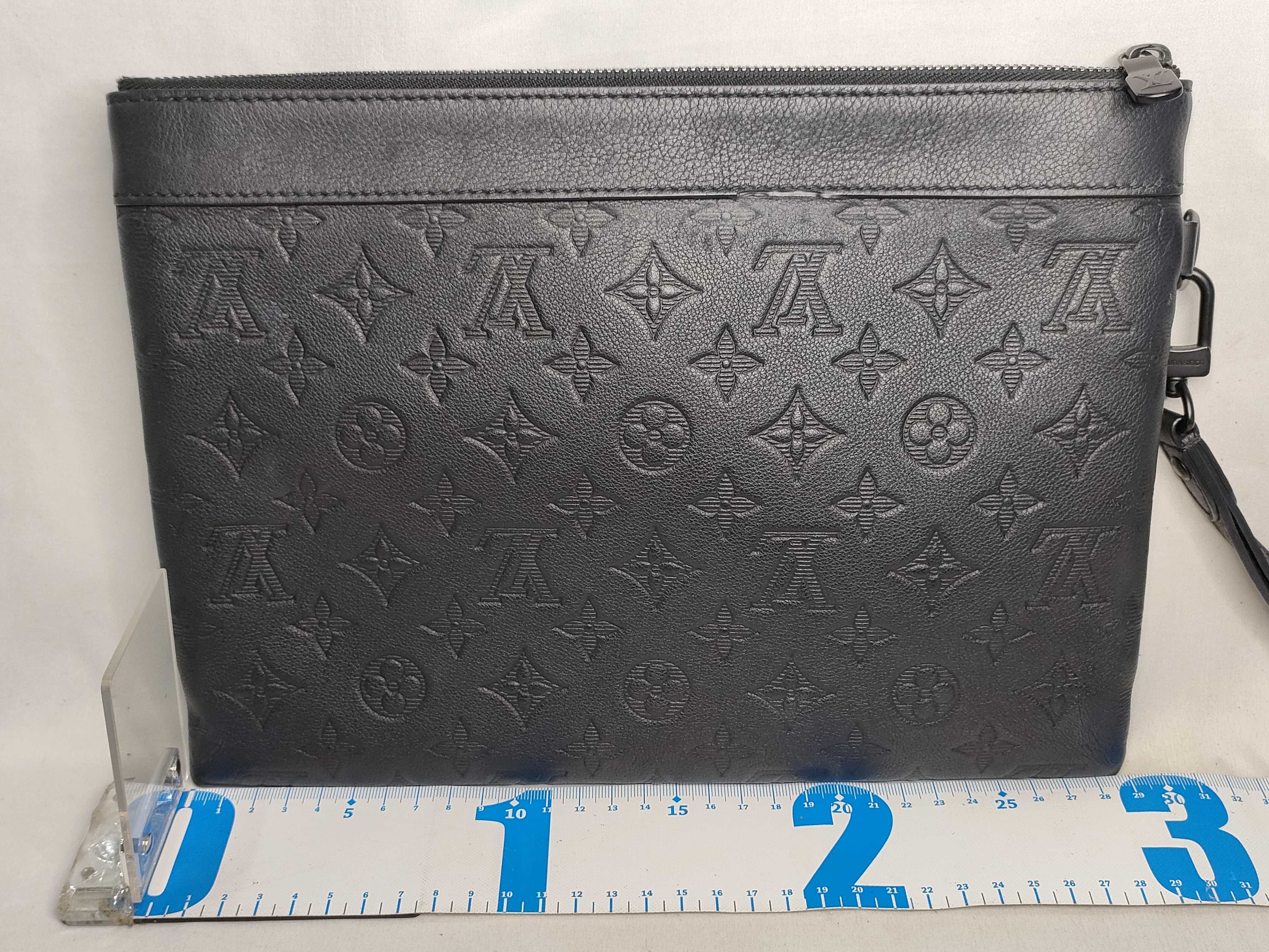 Monogram Shadow Pochette To Go M81570 Black Clutch Bag (RFID detected) — view 2