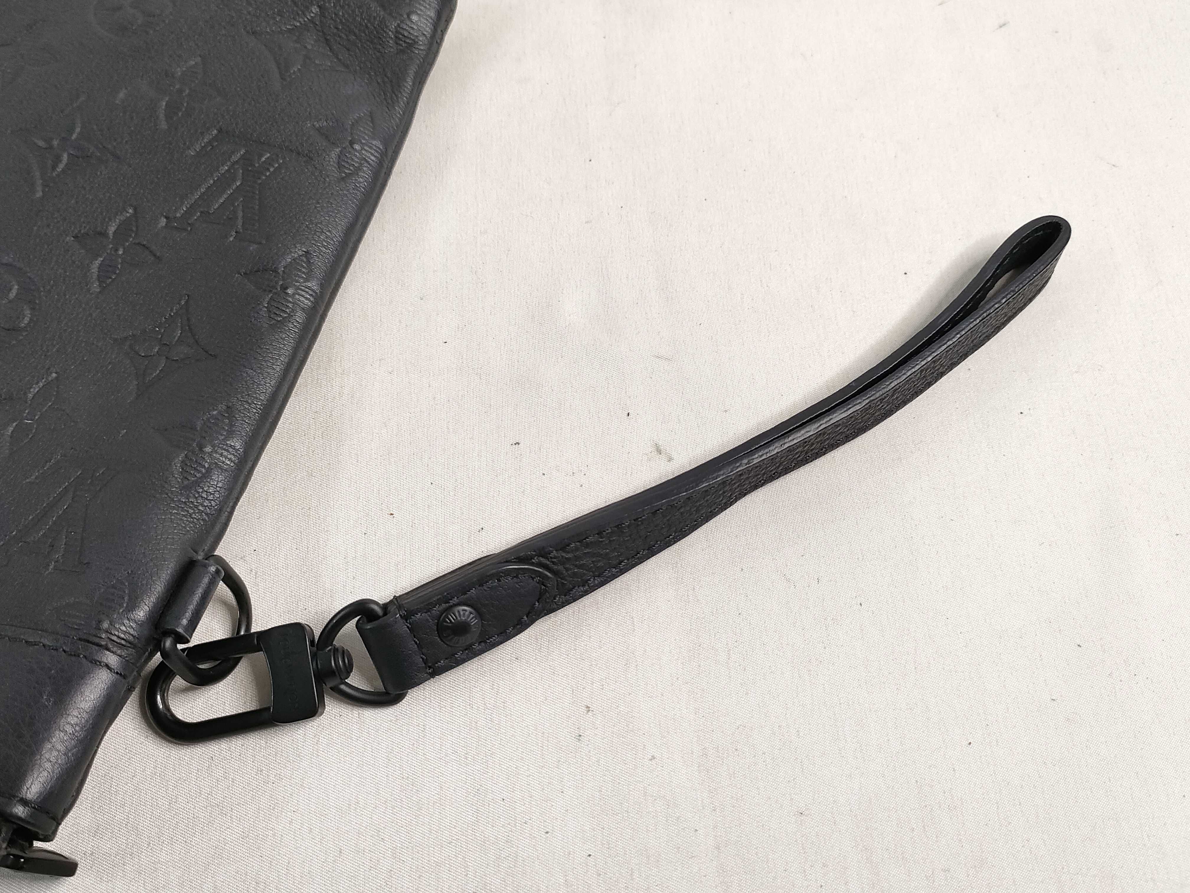 Monogram Shadow Pochette To Go M81570 Black Clutch Bag (RFID detected) — view 3