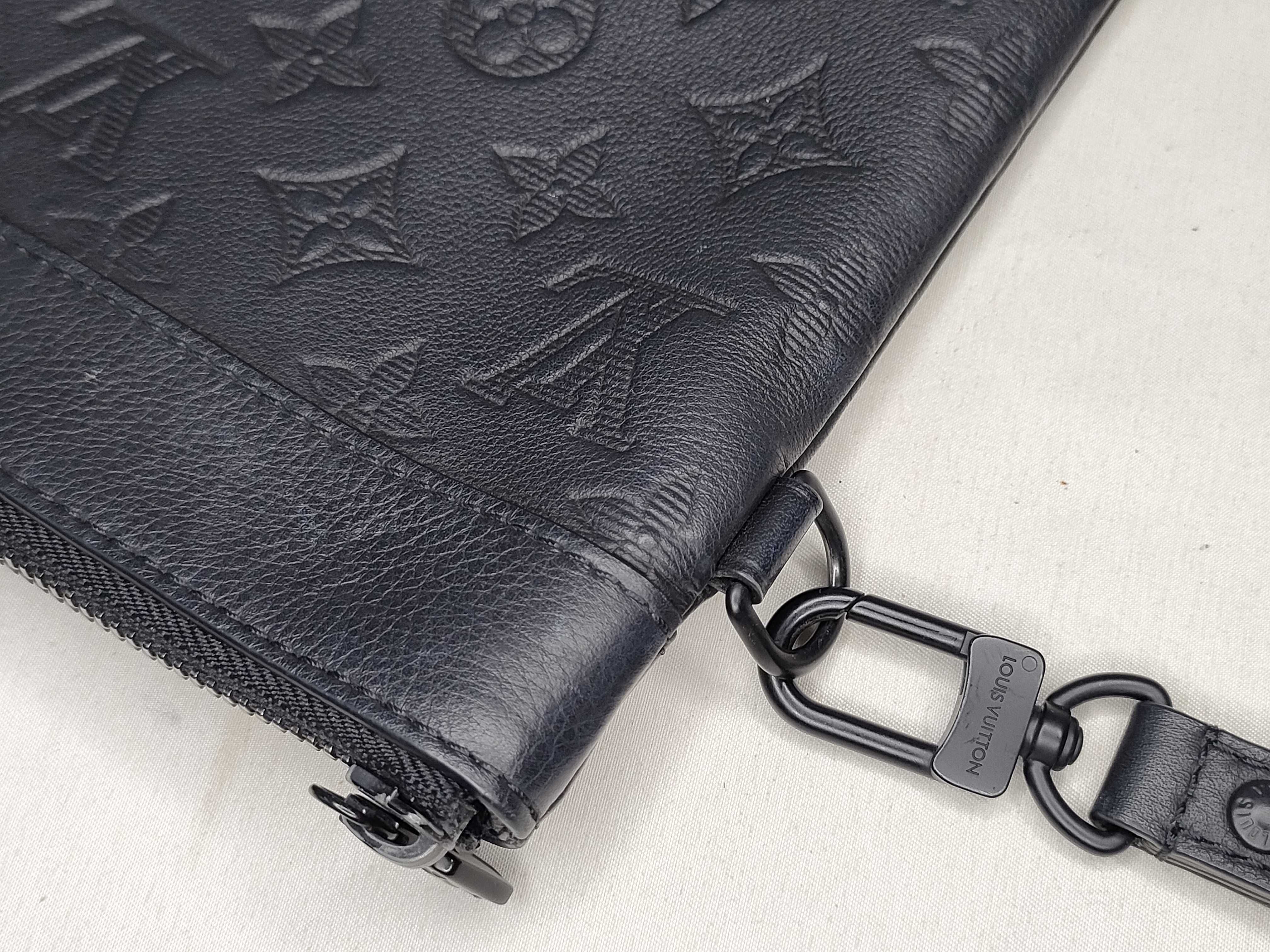 Monogram Shadow Pochette To Go M81570 Black Clutch Bag (RFID detected) — view 5