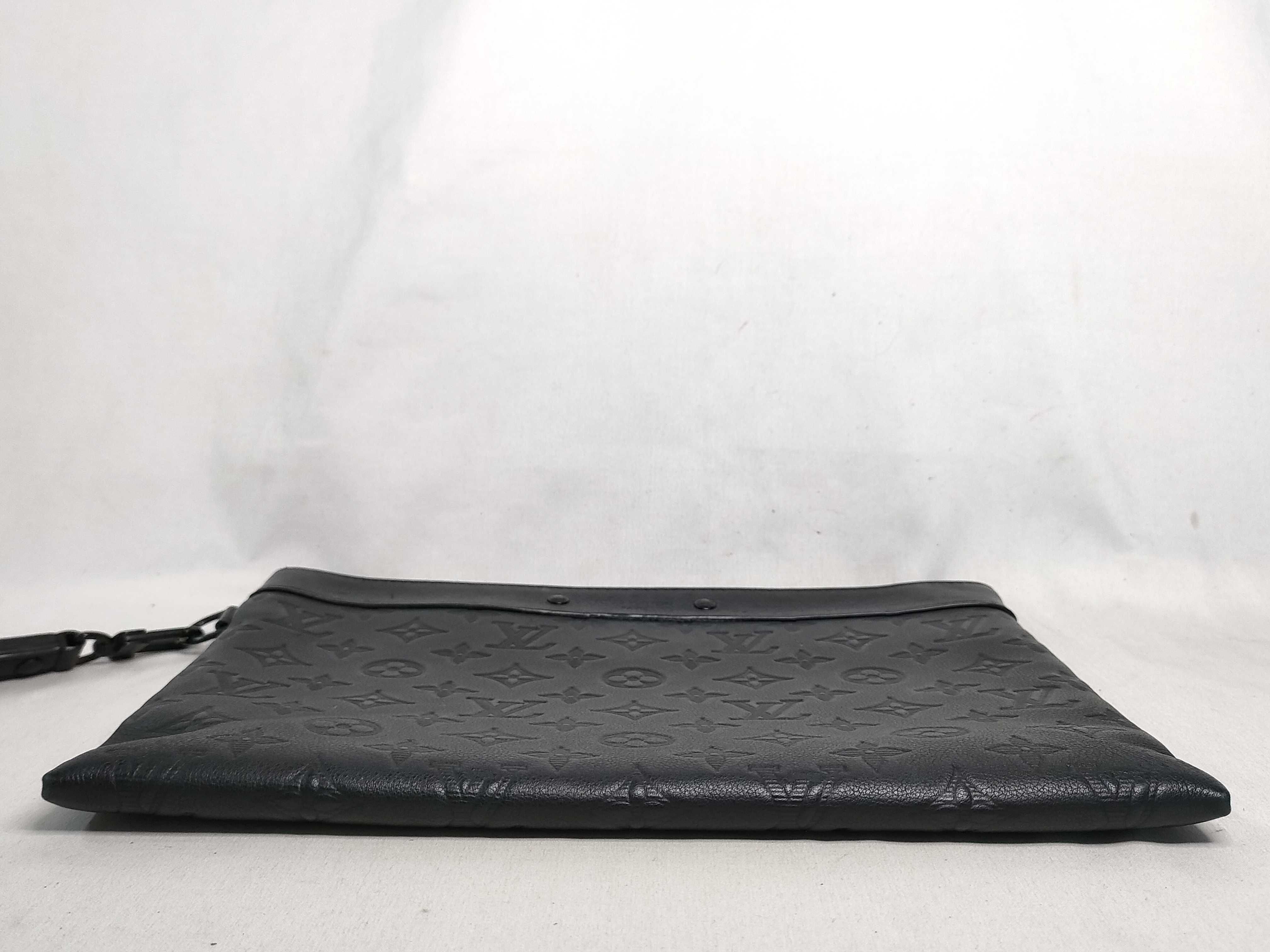 Monogram Shadow Pochette To Go M81570 Black Clutch Bag (RFID detected) — view 7