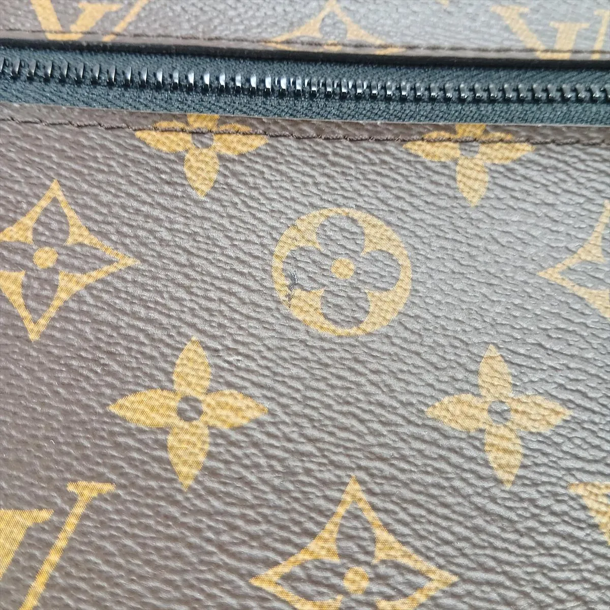 Monogram Solar Ray Pochette A4 M44484 TN4178 Brown — view 9