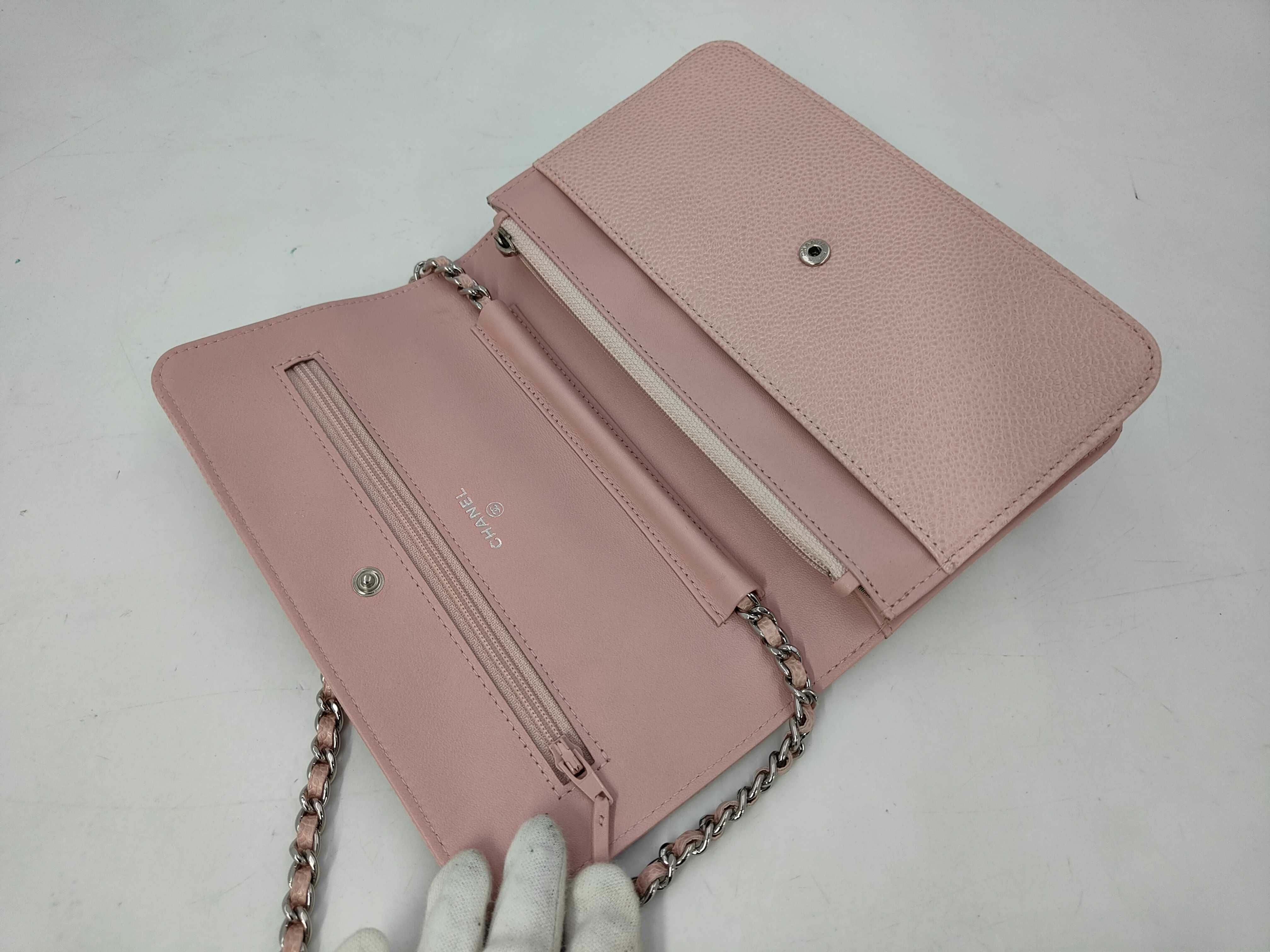 Chain Wallet, Pink Caviar Leather, Coco Mark — view 8