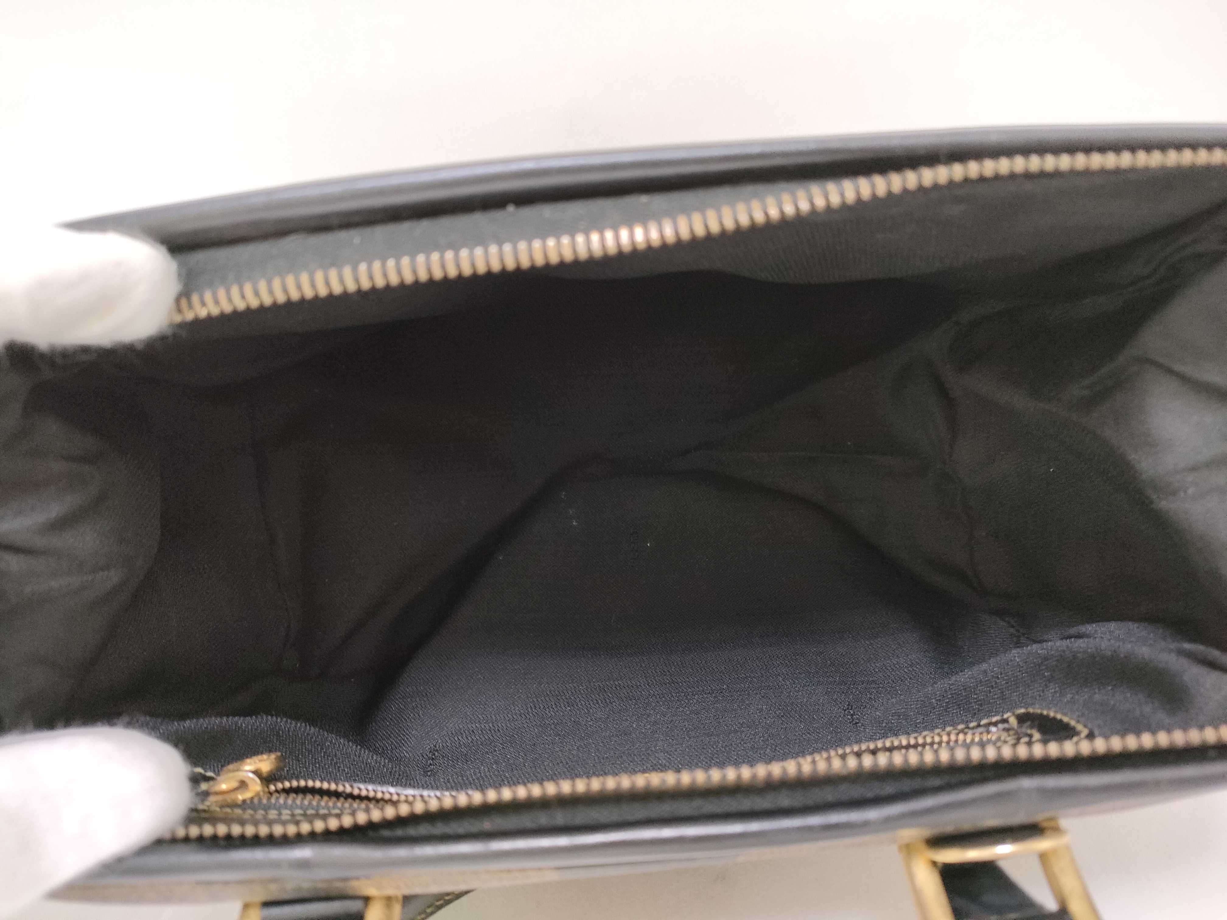 Pecan pattern handbag. — view 10