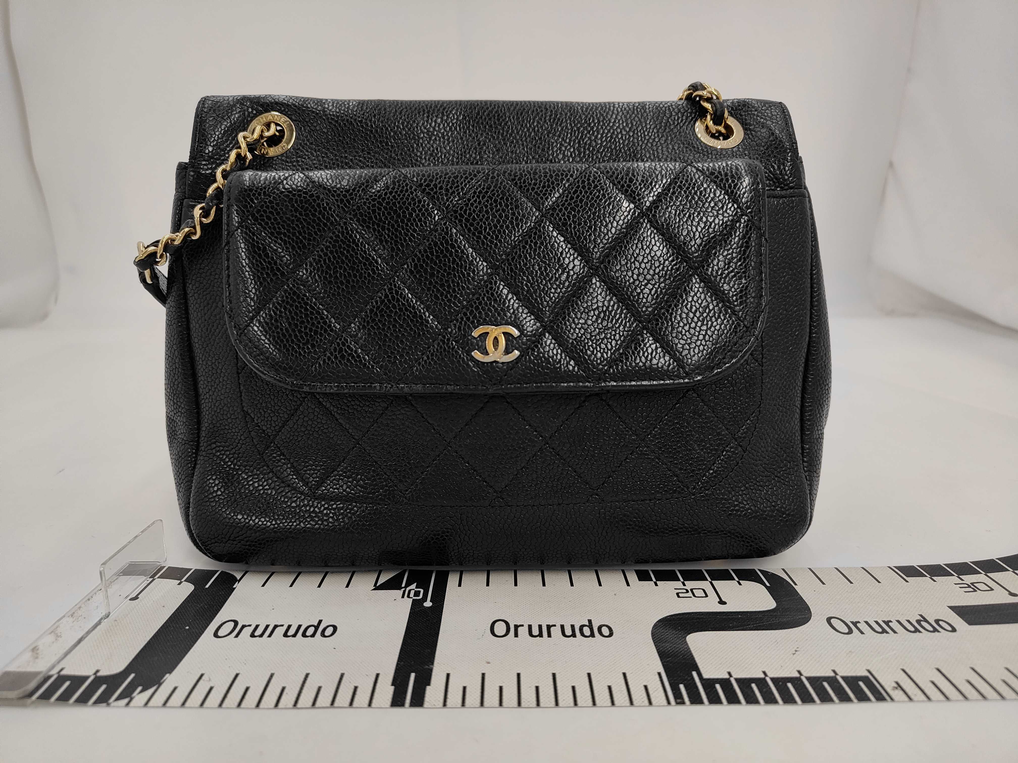 Caviar Skin Coco Mark Hardware Chain Shoulder Bag — view 2