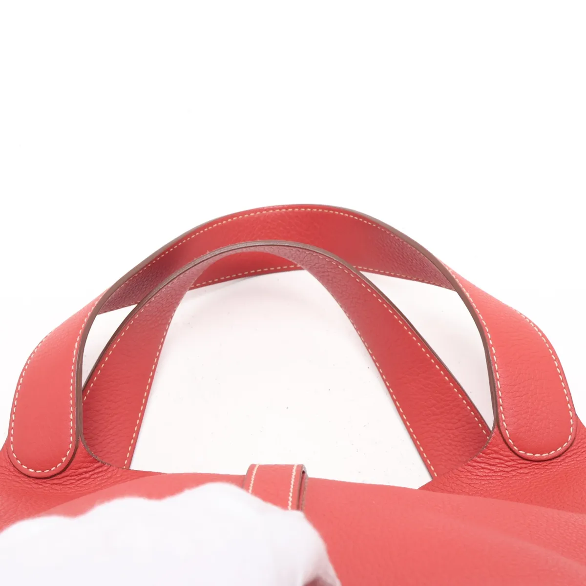 Picotin Lock 26 GM, Taurillon Clemence leather, Sanguine color, silver hardware, O: 2011, no key included. — view 6