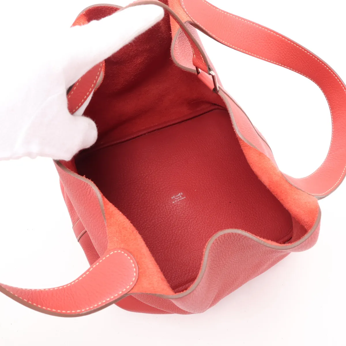 Picotin Lock 26 GM, Taurillon Clemence leather, Sanguine color, silver hardware, O: 2011, no key included. — view 7