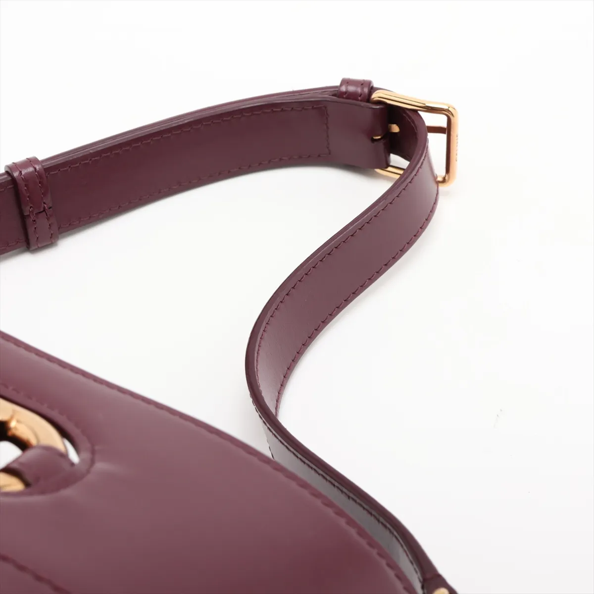 Triomphe Maillon Leather Shoulder Bag, Bordeaux — view 5