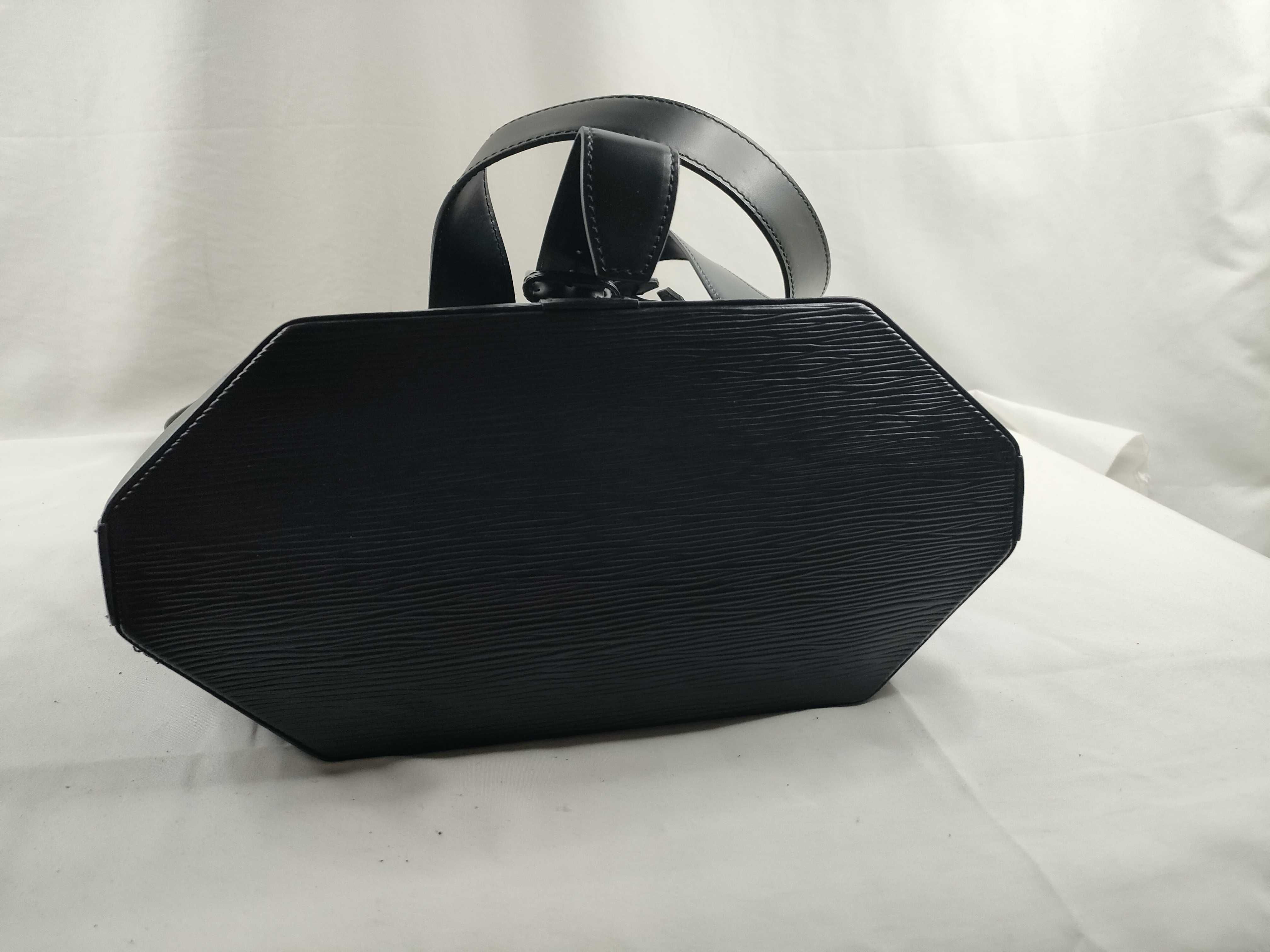 Epi Leather M80153 Epi Leather Black Sac aux Shoulder Bag — view 4