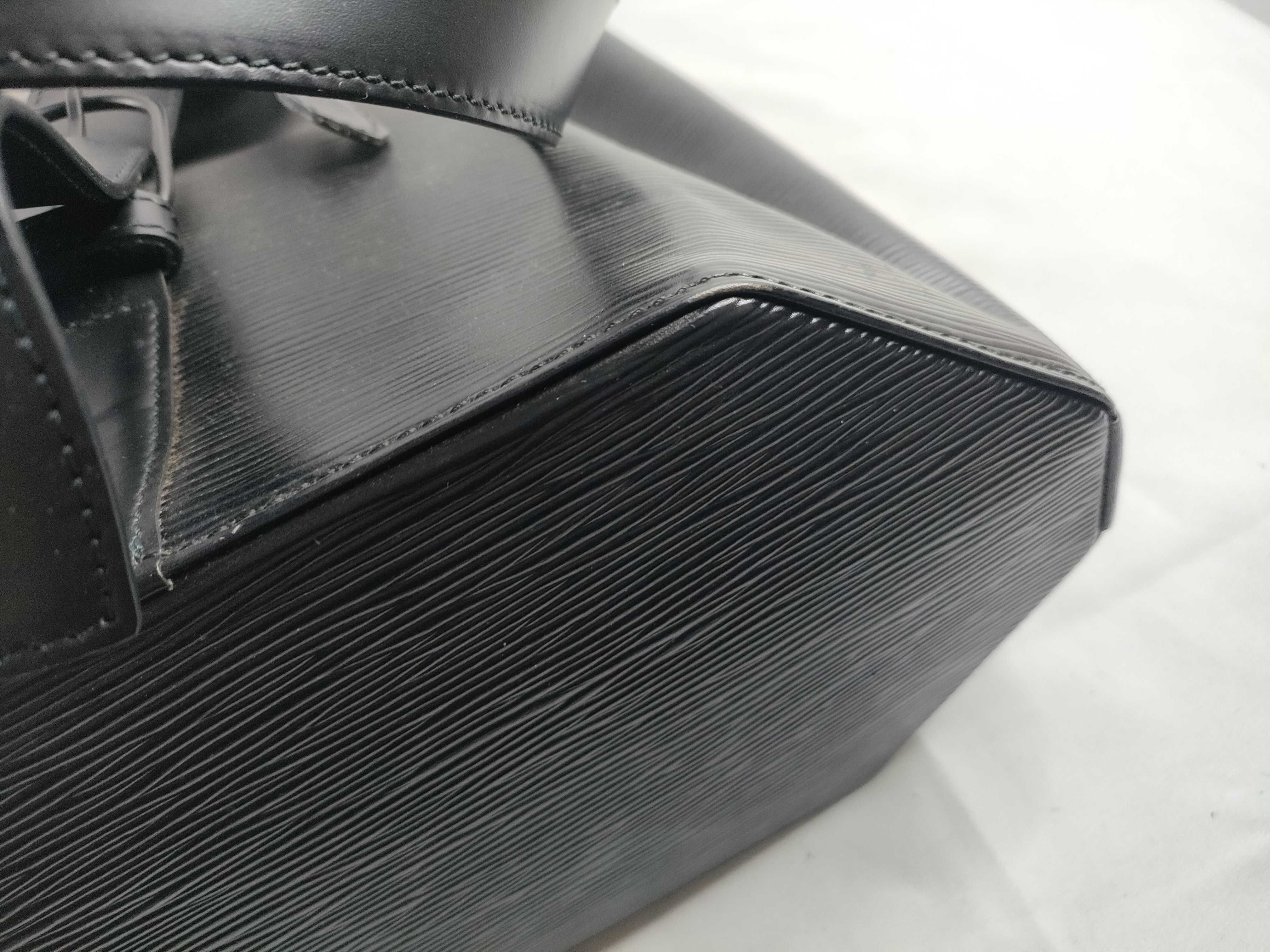 Epi Leather M80153 Epi Leather Black Sac aux Shoulder Bag — view 5