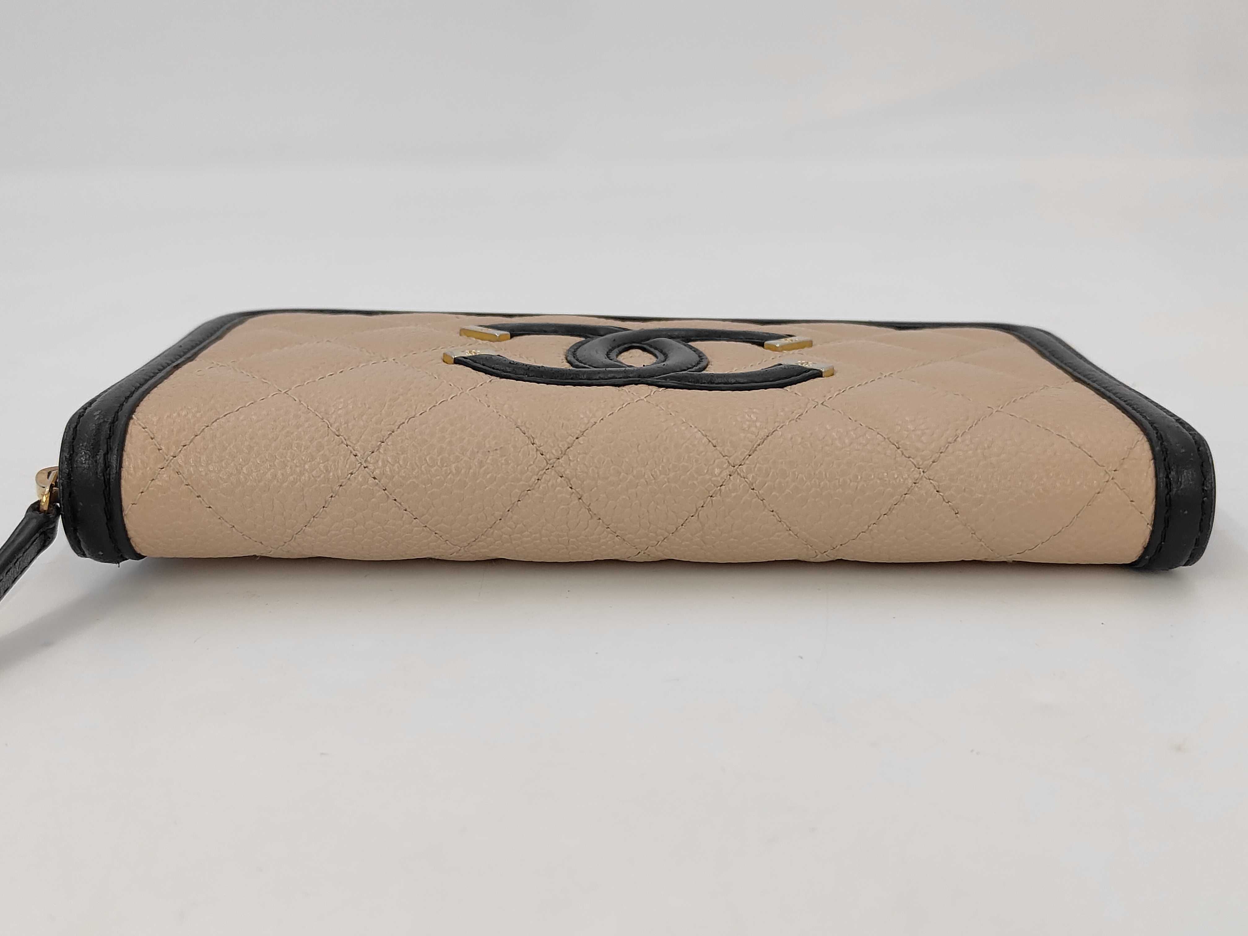 CC Filigree Caviar Skin Round Zip Long Wallet — view 3