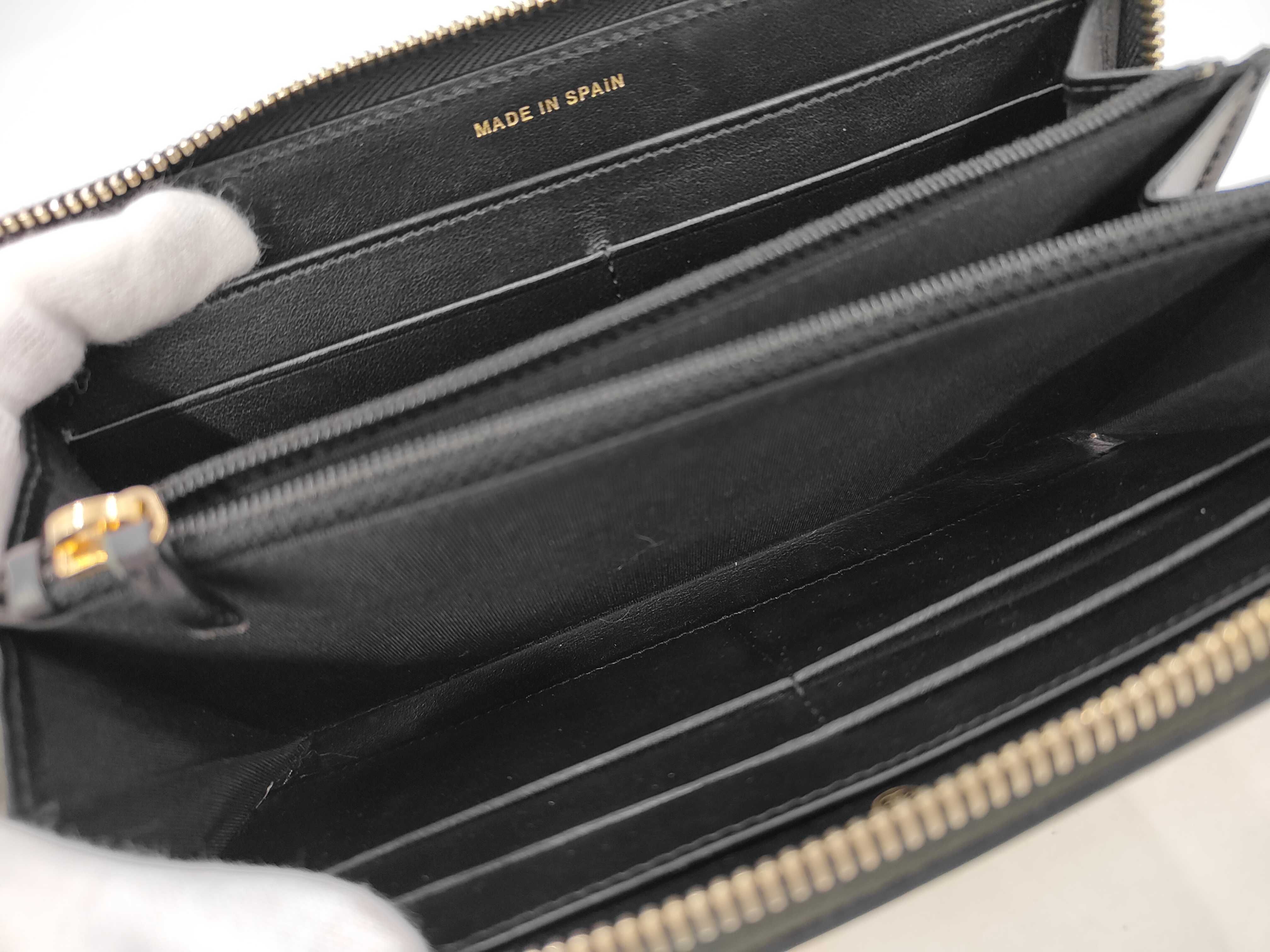 CC Filigree Caviar Skin Round Zip Long Wallet — view 7
