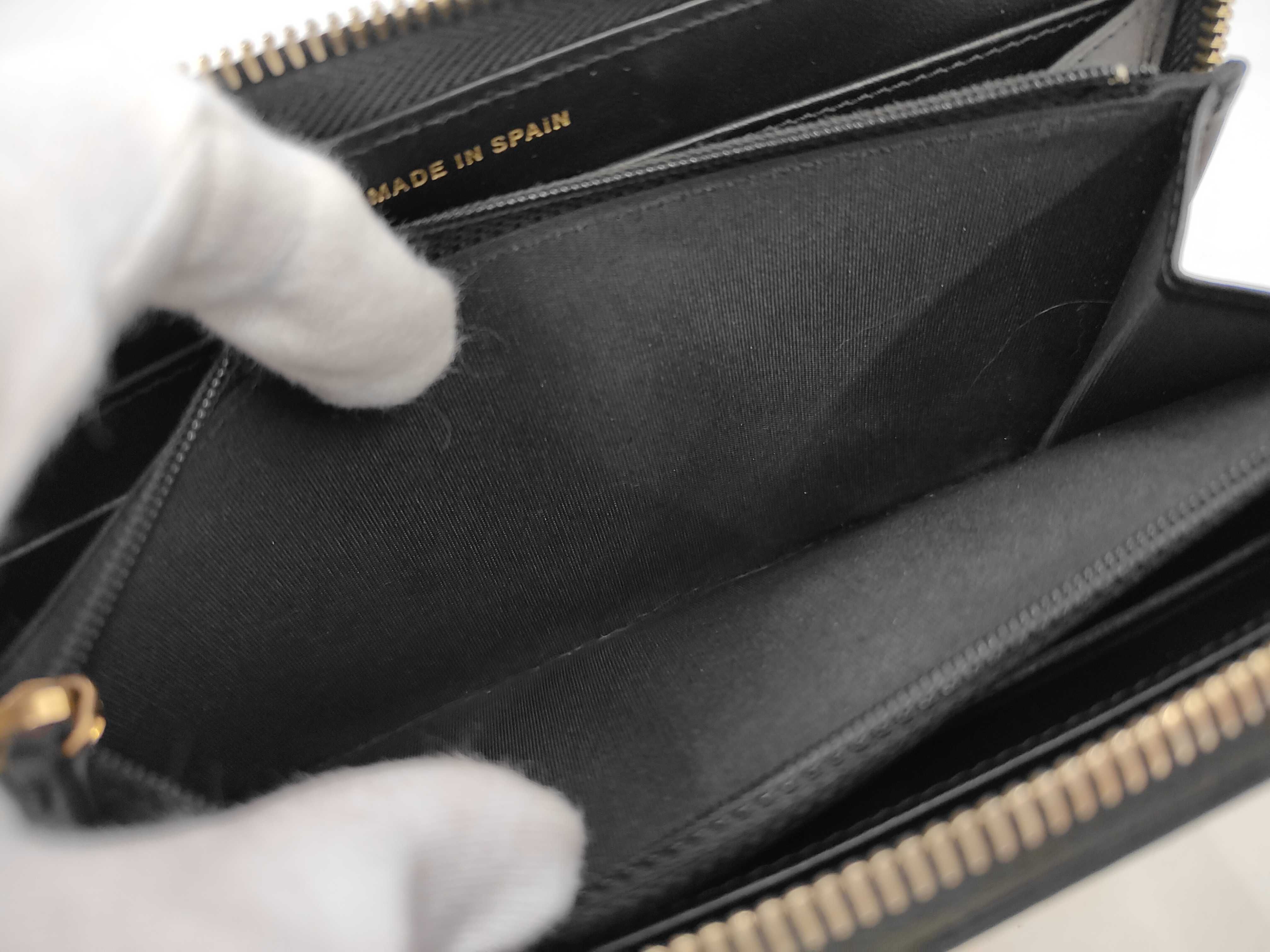 CC Filigree Caviar Skin Round Zip Long Wallet — view 8