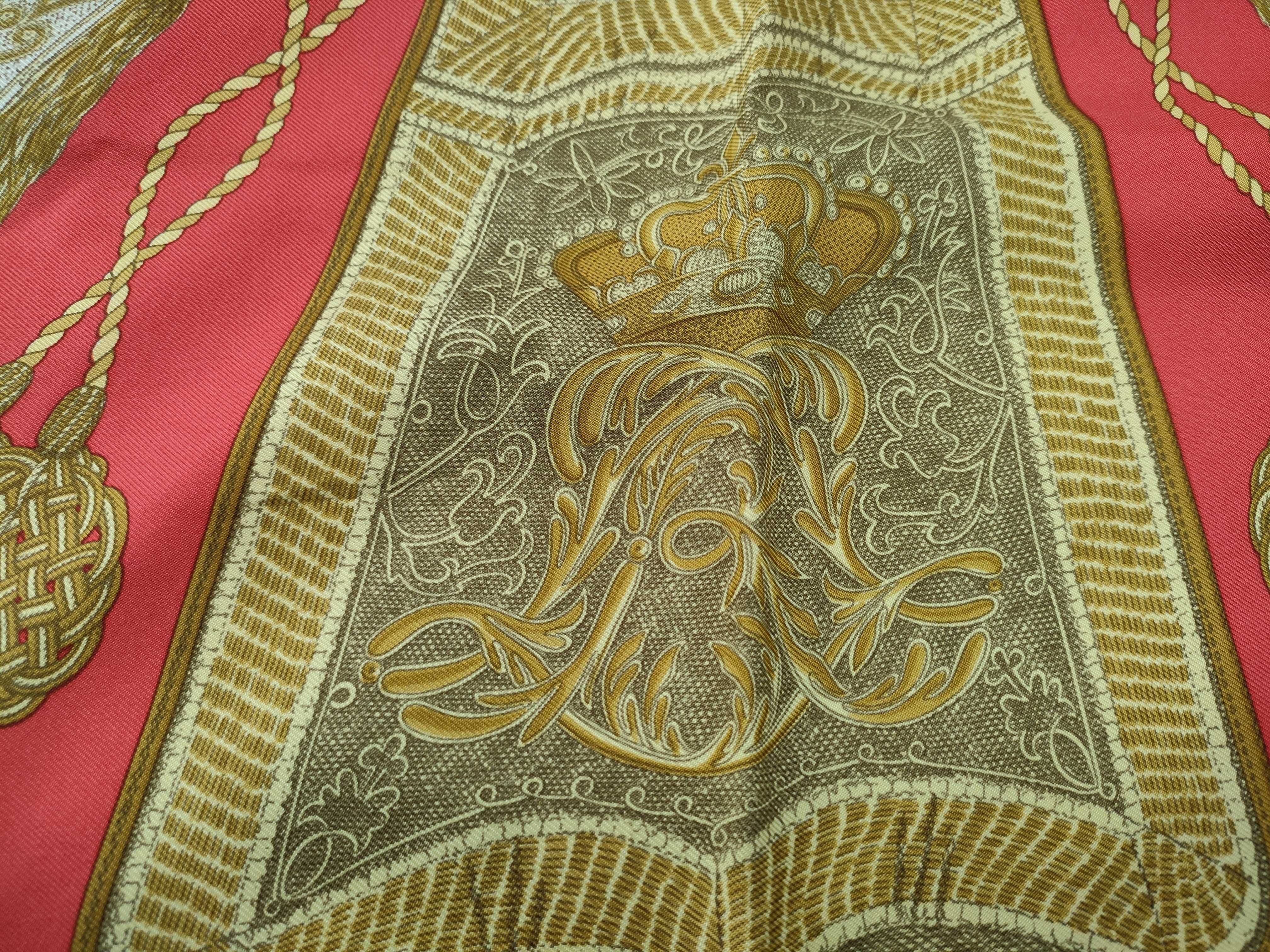 Carre Apparel and other accessories — view 8