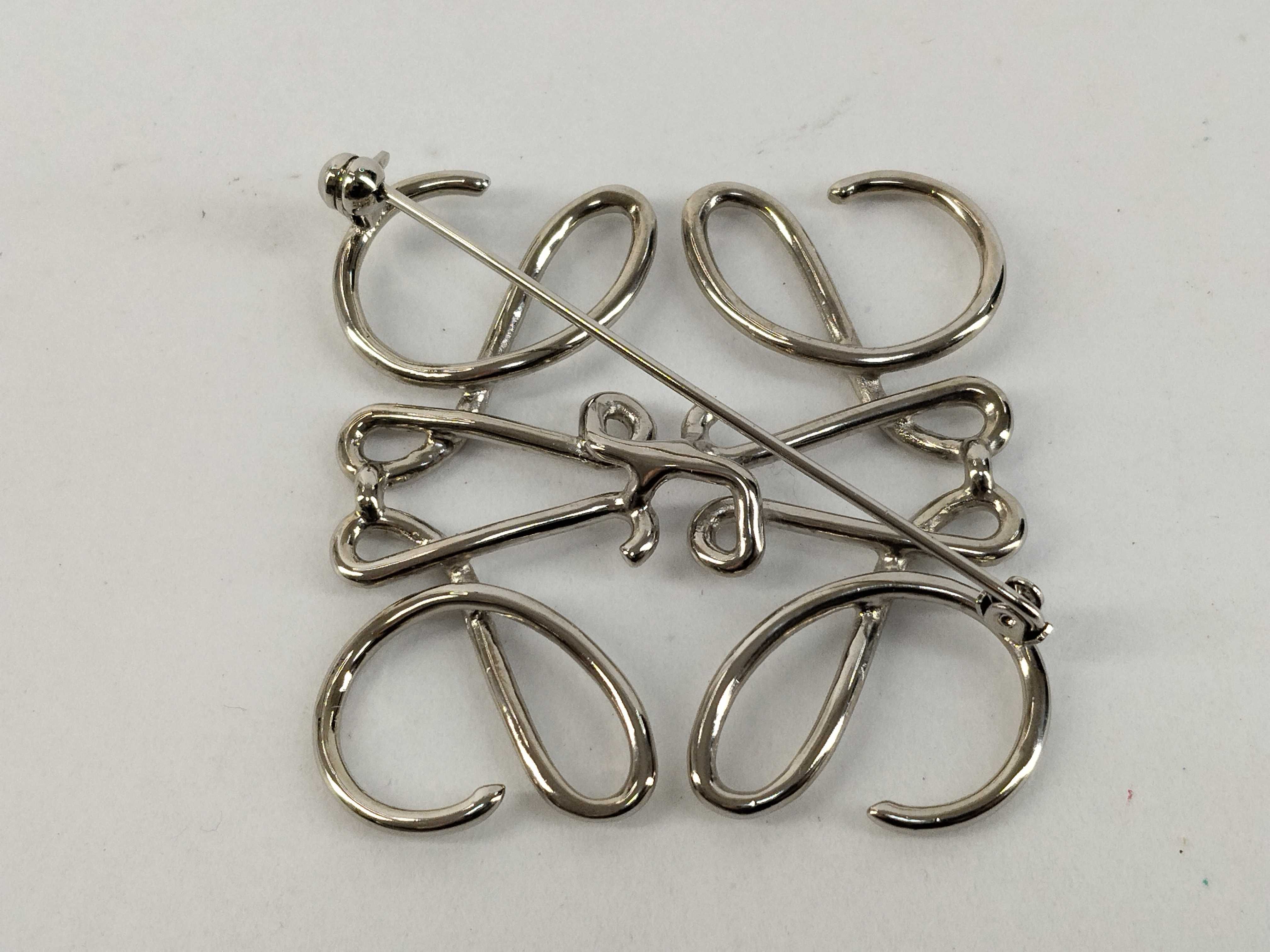 Anagram Silver Brooch with Dust Bag and Box — view 2