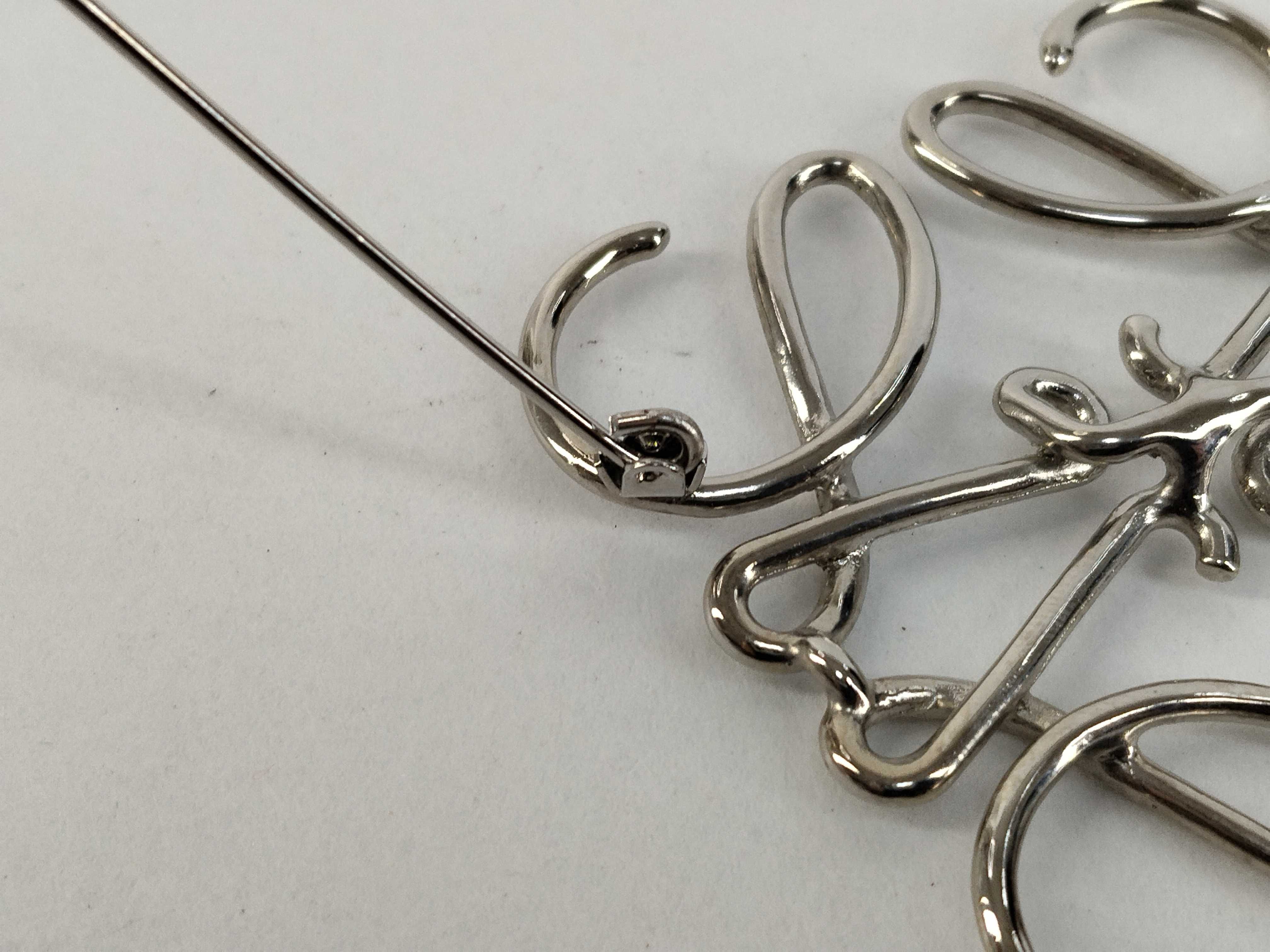 Anagram Silver Brooch with Dust Bag and Box — view 6