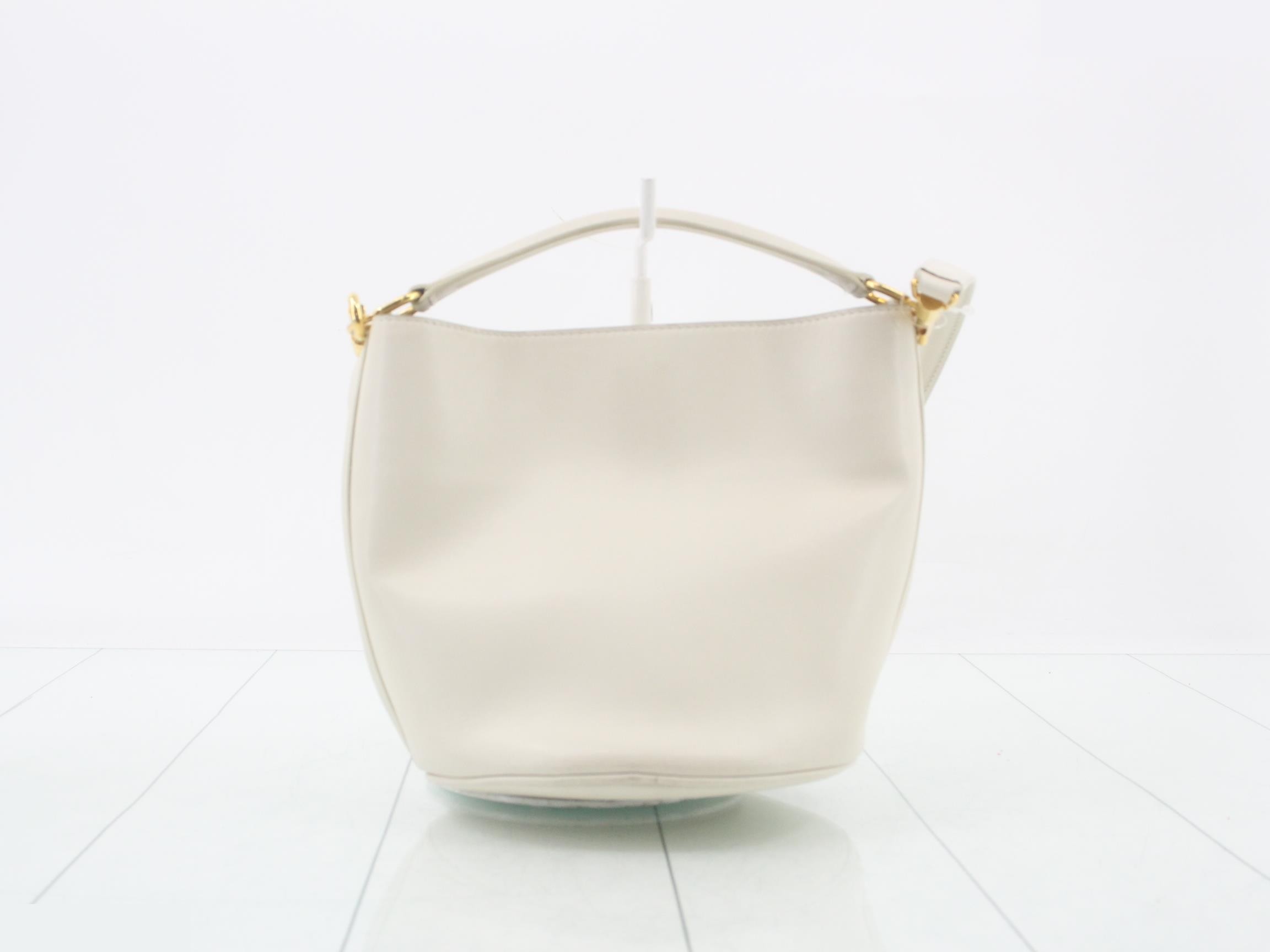 Bucket bag (2-way) — view 2