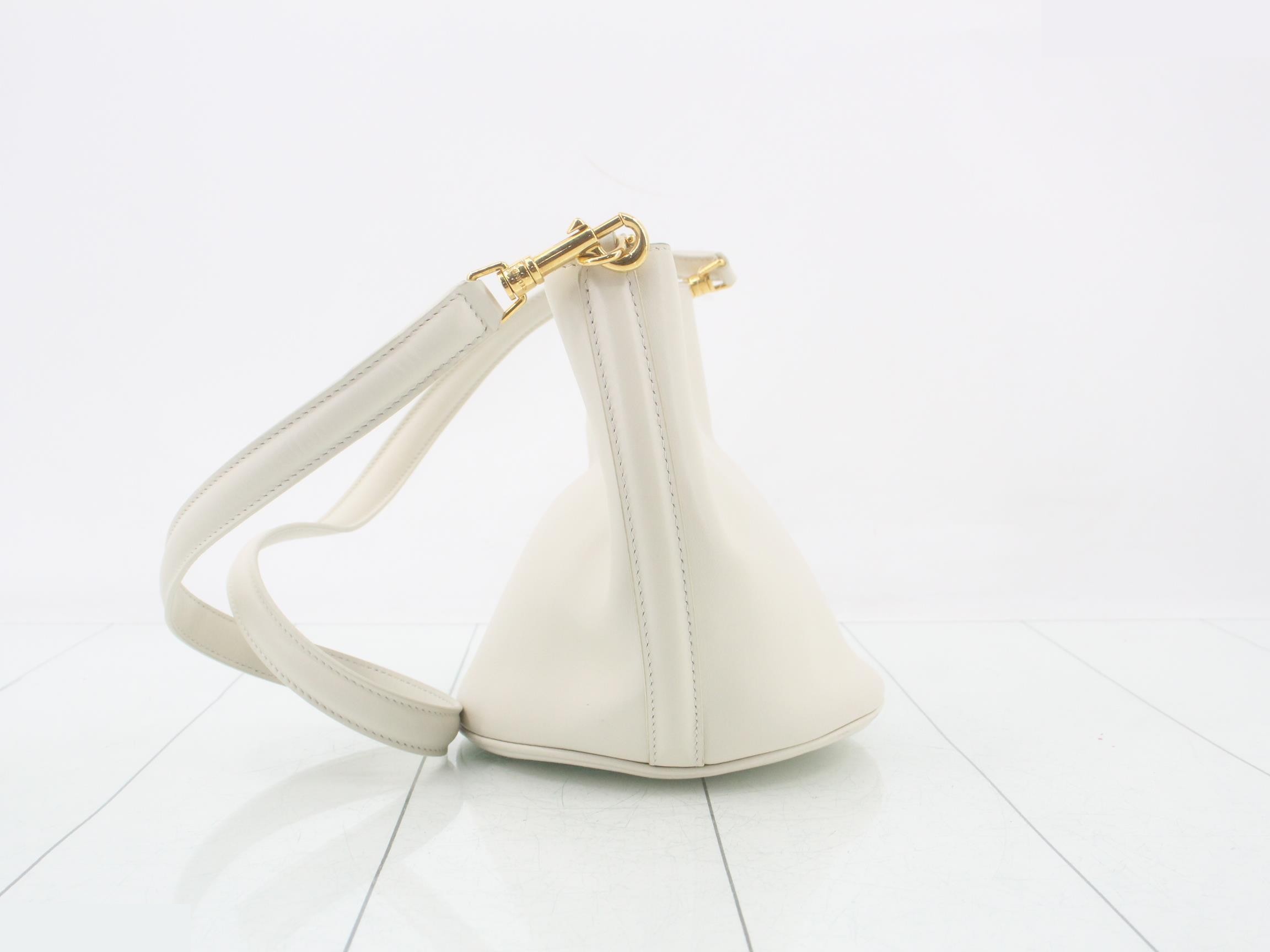 Bucket bag (2-way) — view 3